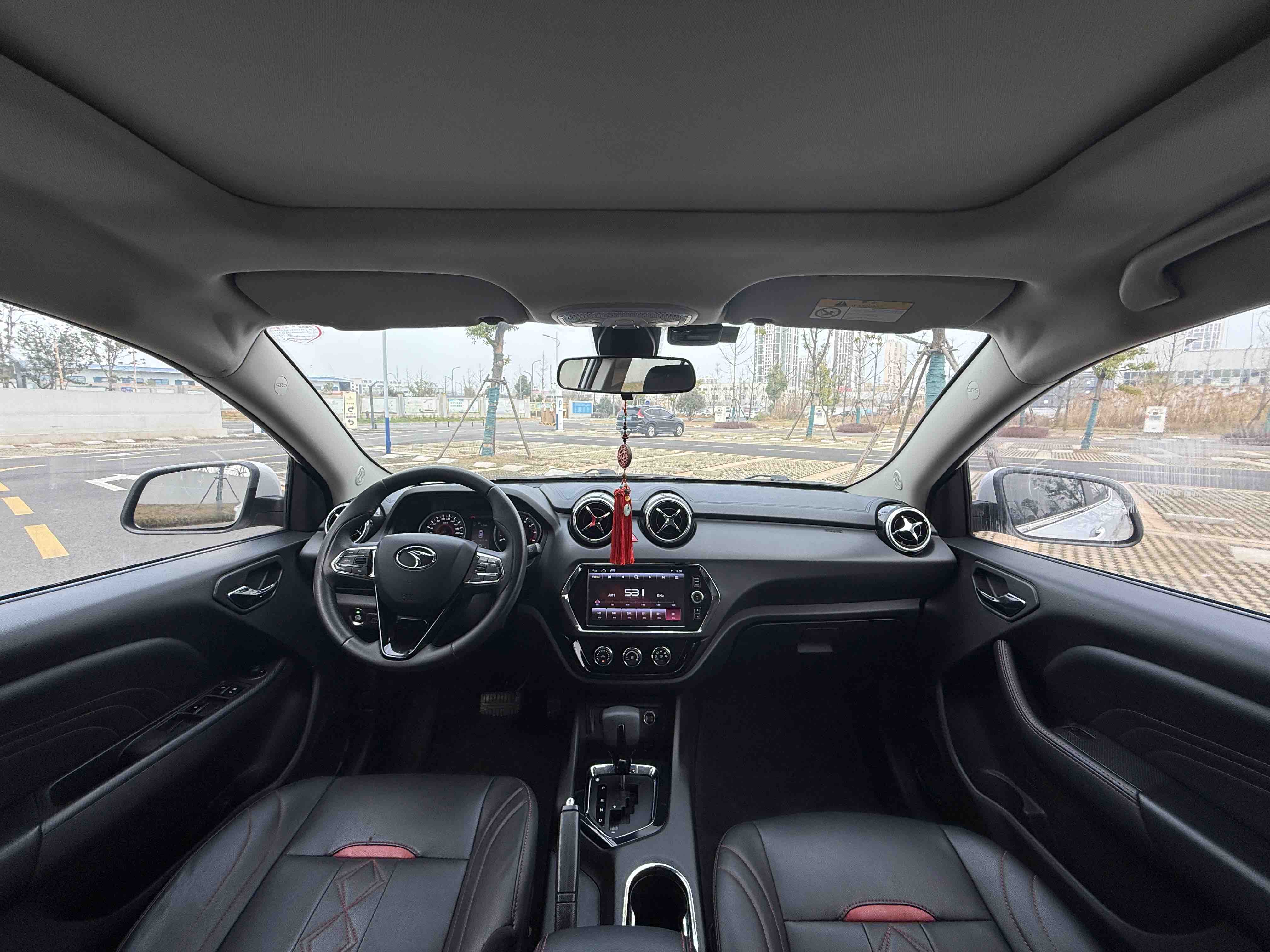 Soueast DX3 2018 car image #5