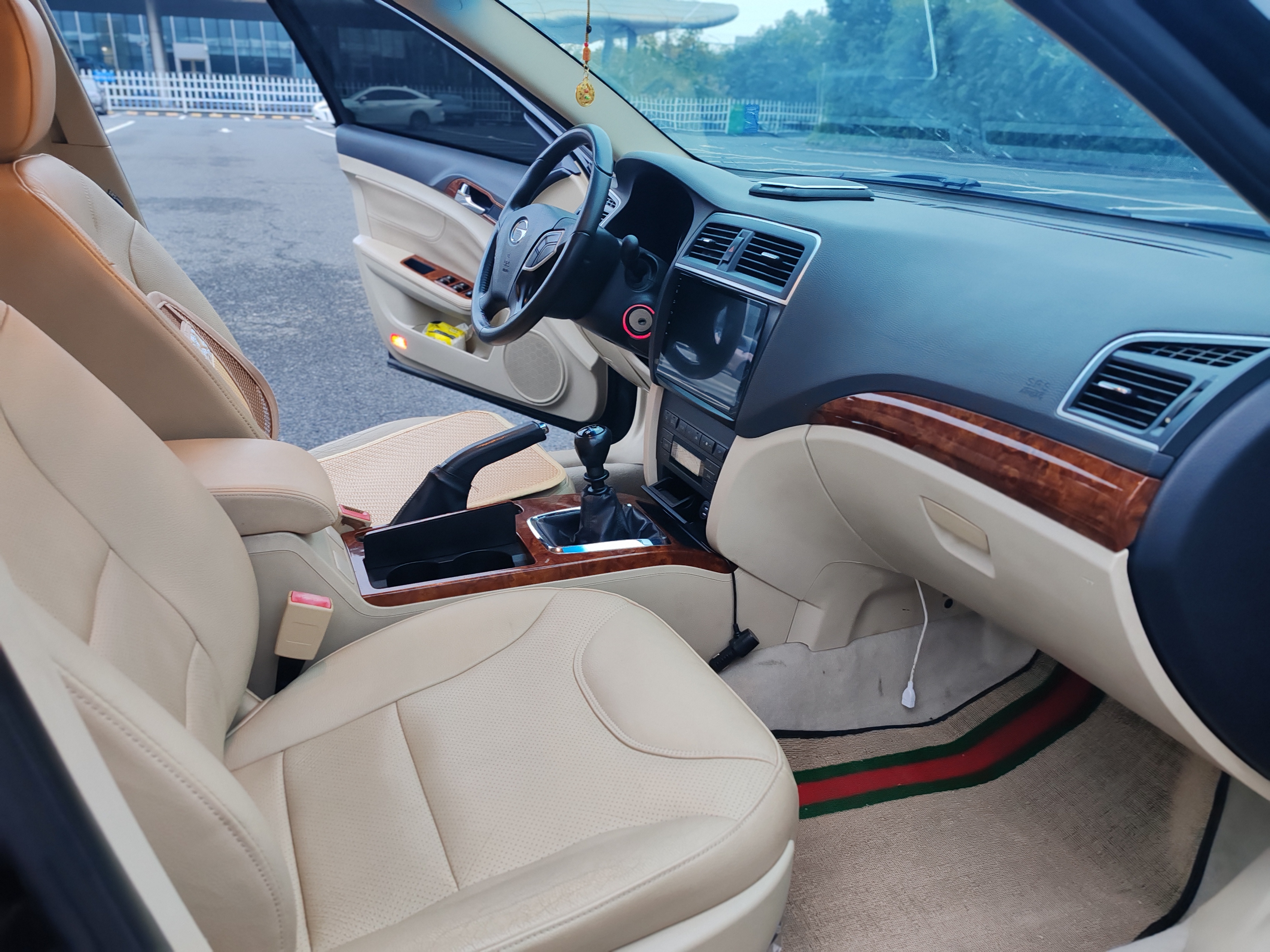 GAC Trumpchi GA5 2014 #5 GAC Trumpchi GA5 2014 car image #5