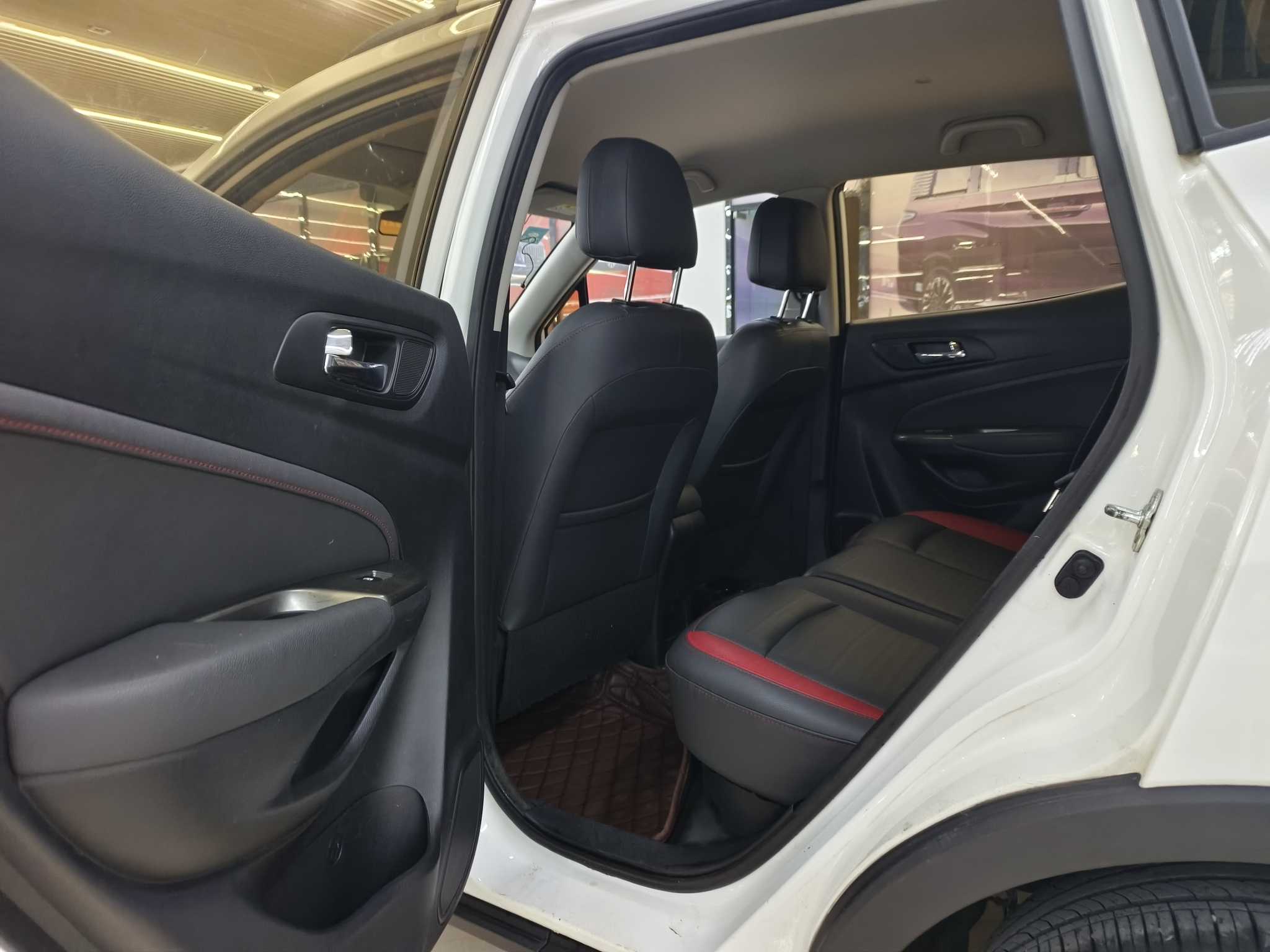 Changan CS15 2017 #5 Changan CS15 2017 imagen de coche #5