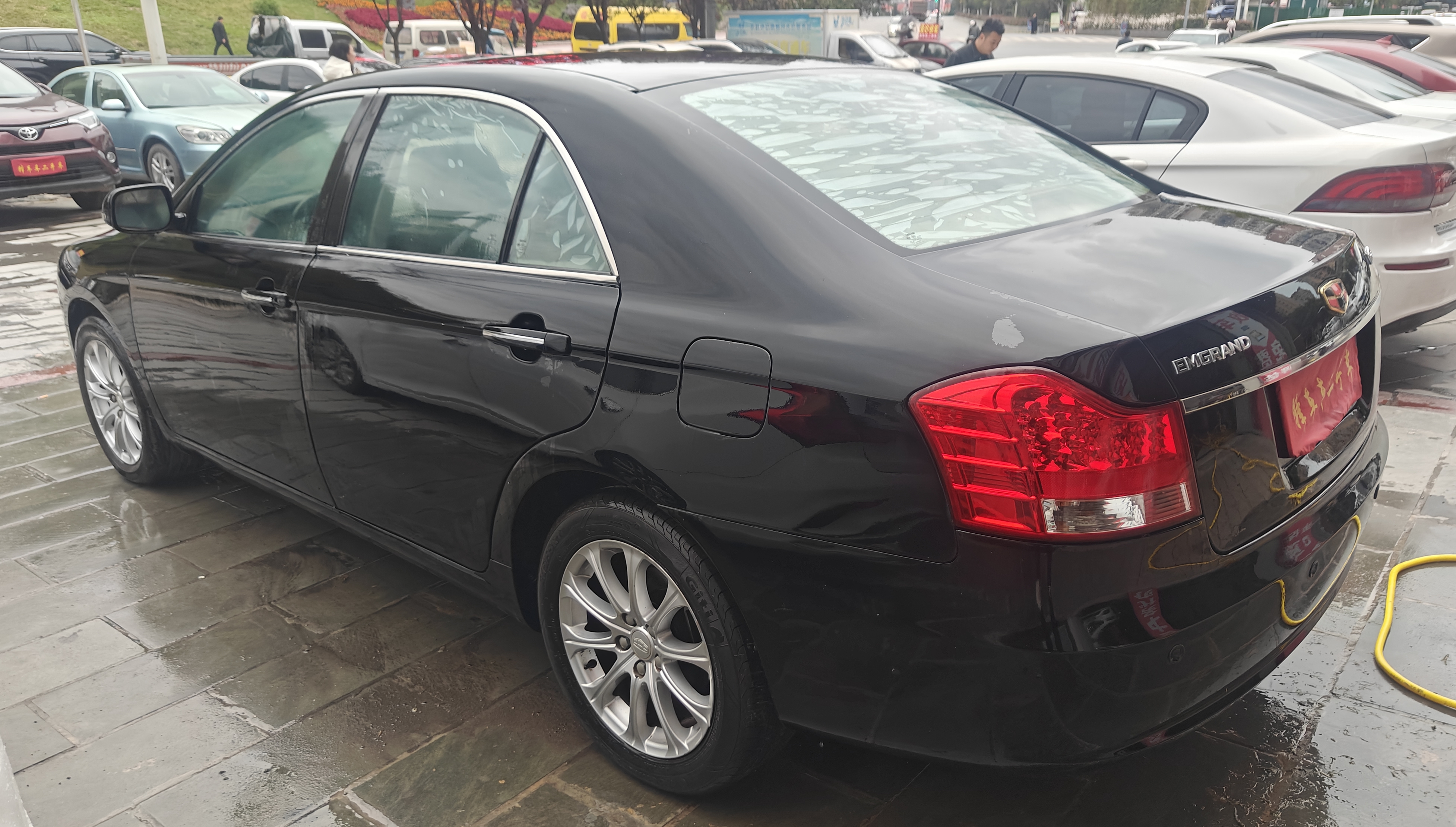 GEELY EC8 2014 #5 GEELY EC8 2014 car image #5