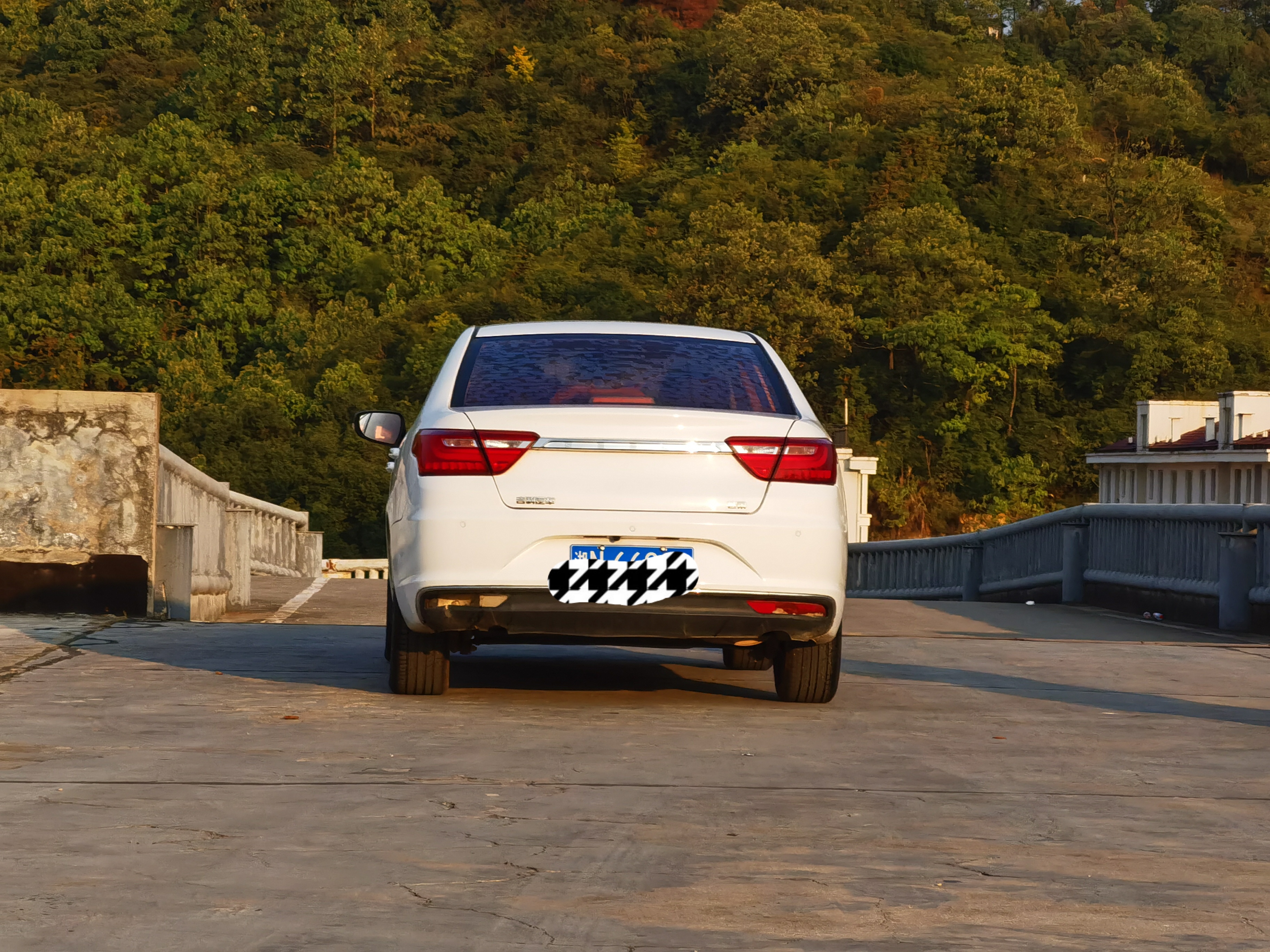 GEELY Vision 2018 car image #5