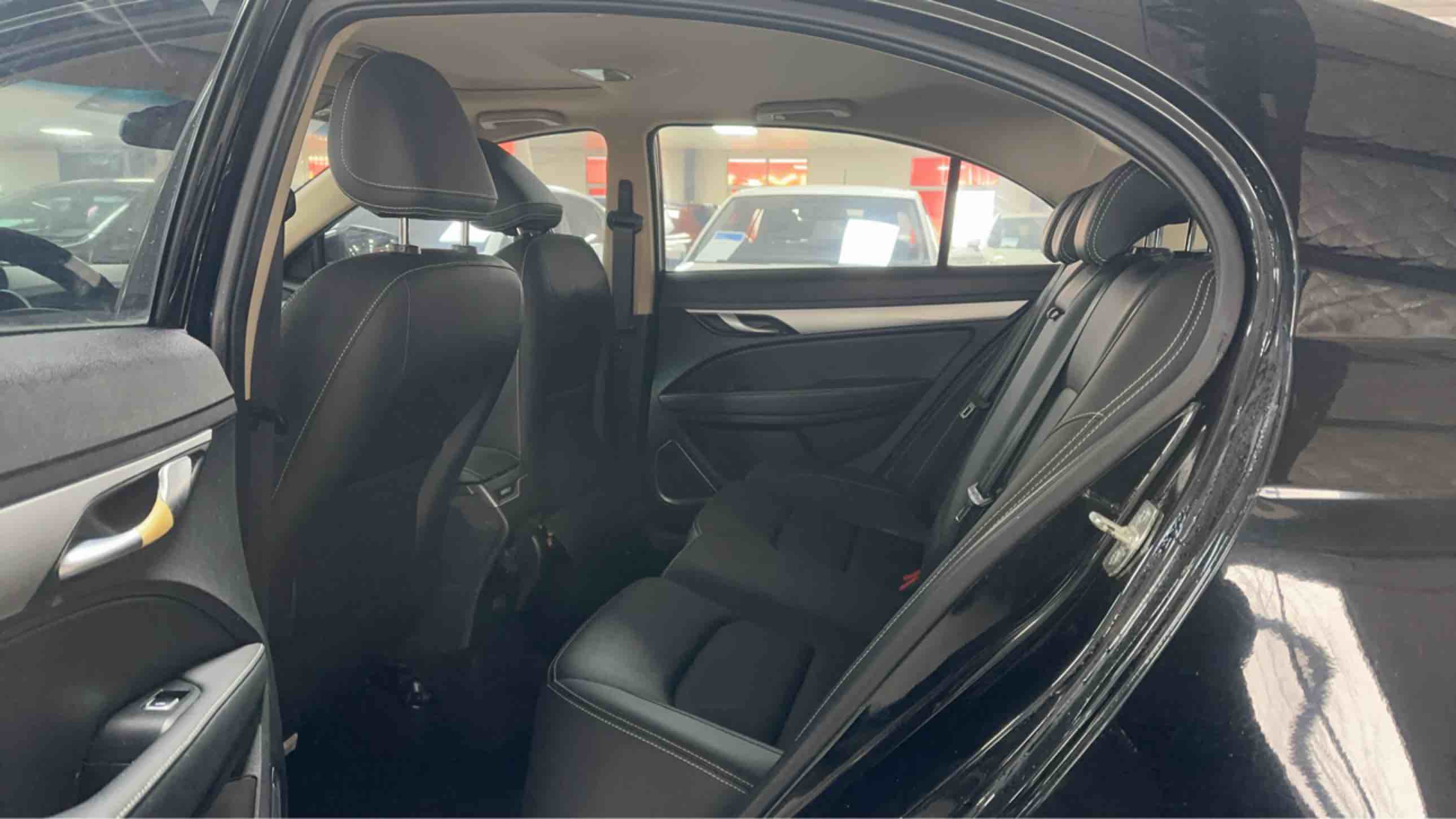 GEELY Emgrand 2018 #5 GEELY Emgrand 2018 car image #5