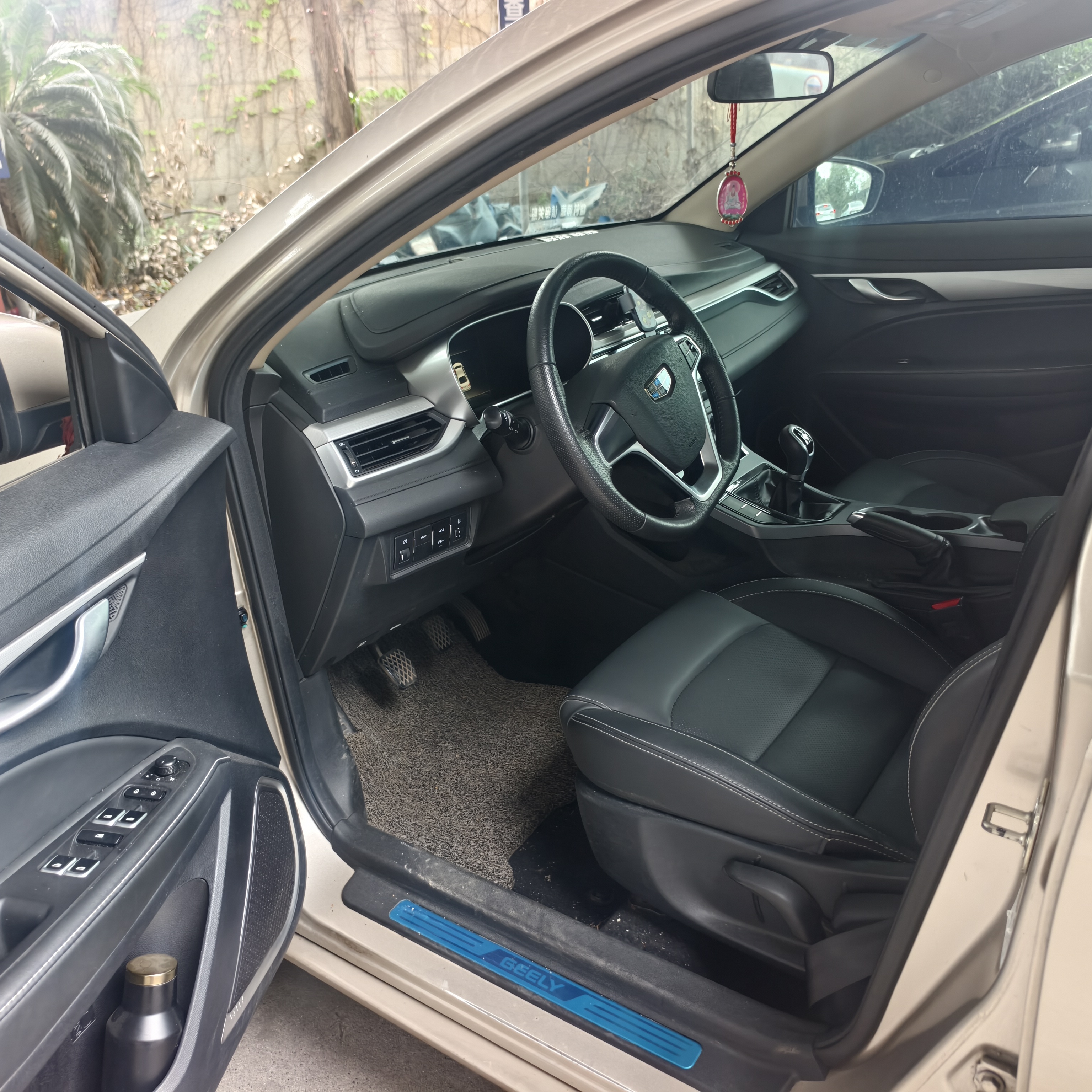 GEELY Emgrand 2018 car image #5
