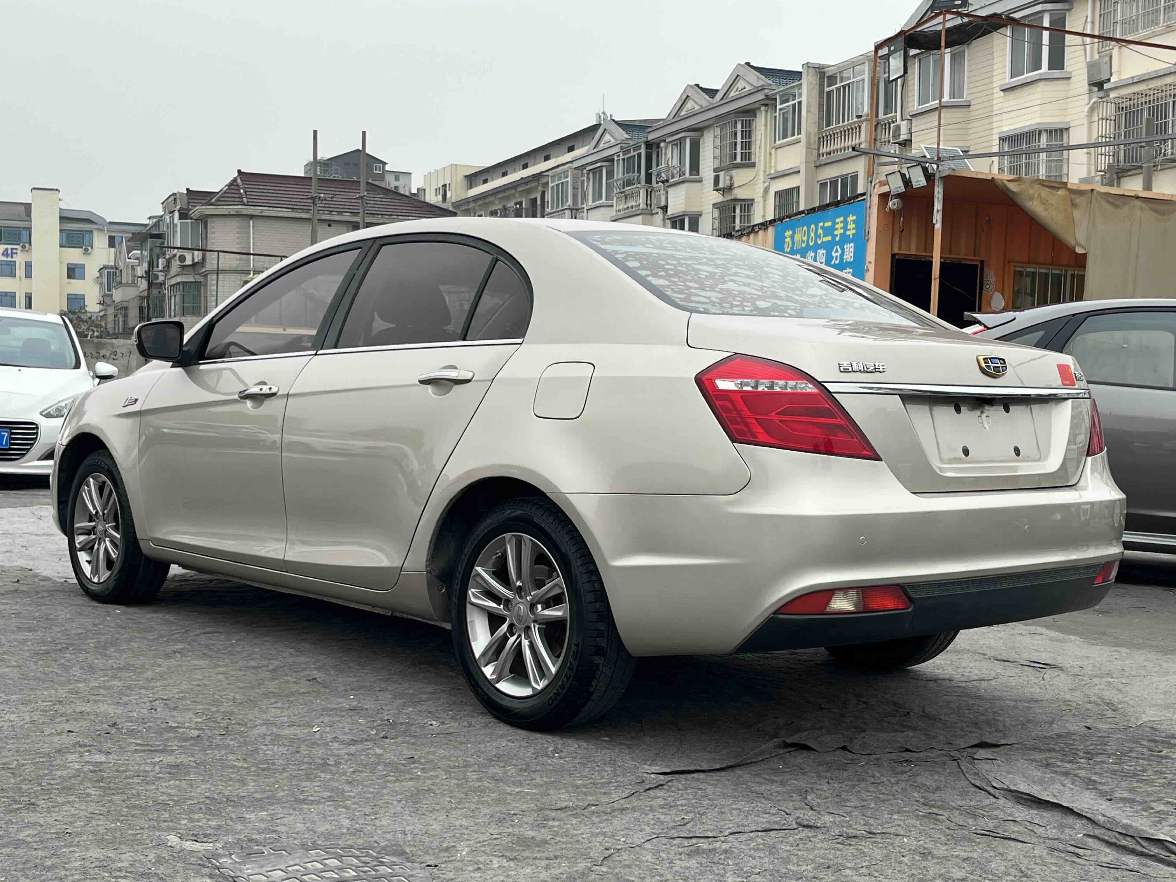 GEELY Emgrand 2018 car image #5