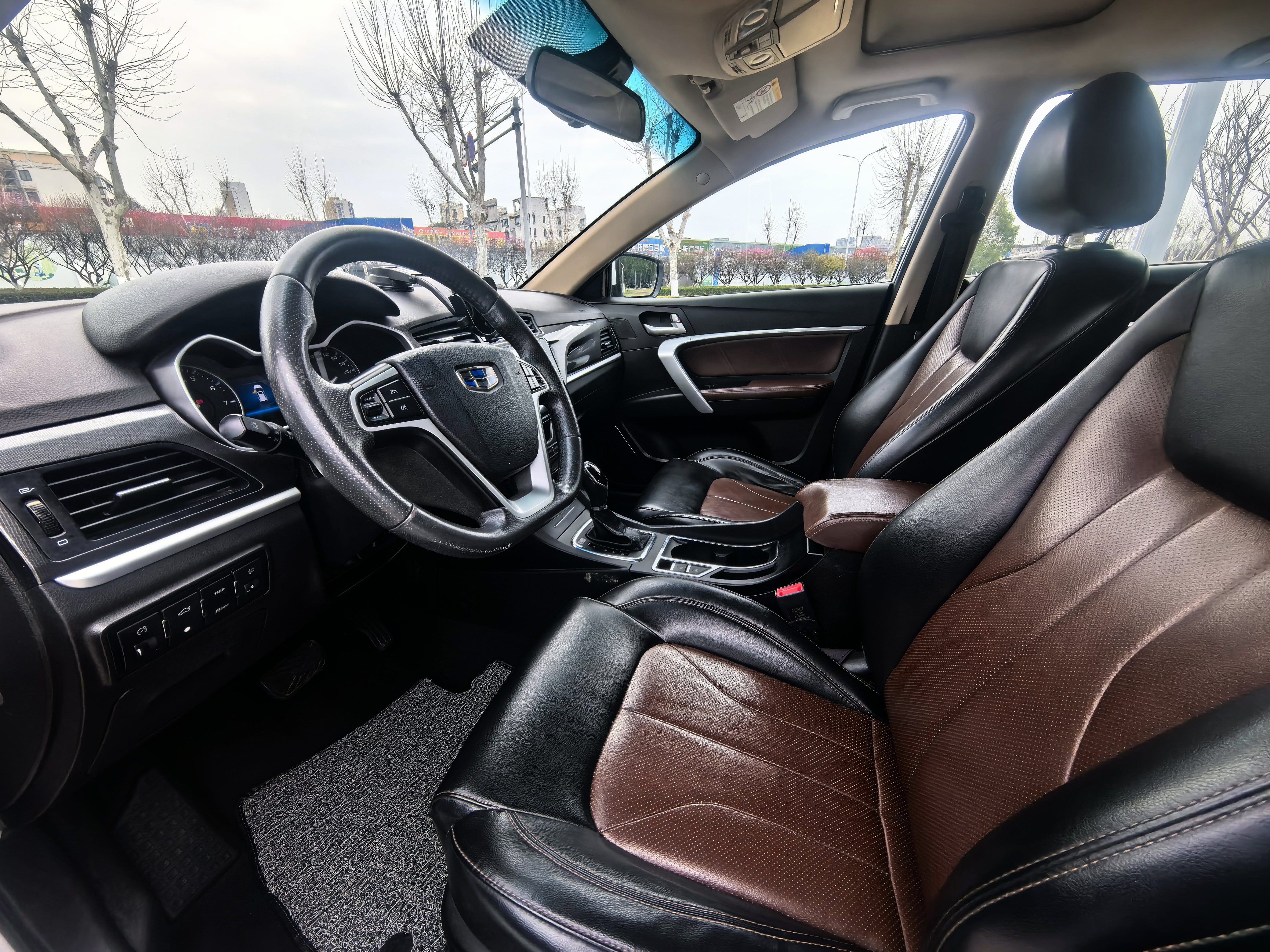 Emgrand 2017 #5 Emgrand 2017 car image #5