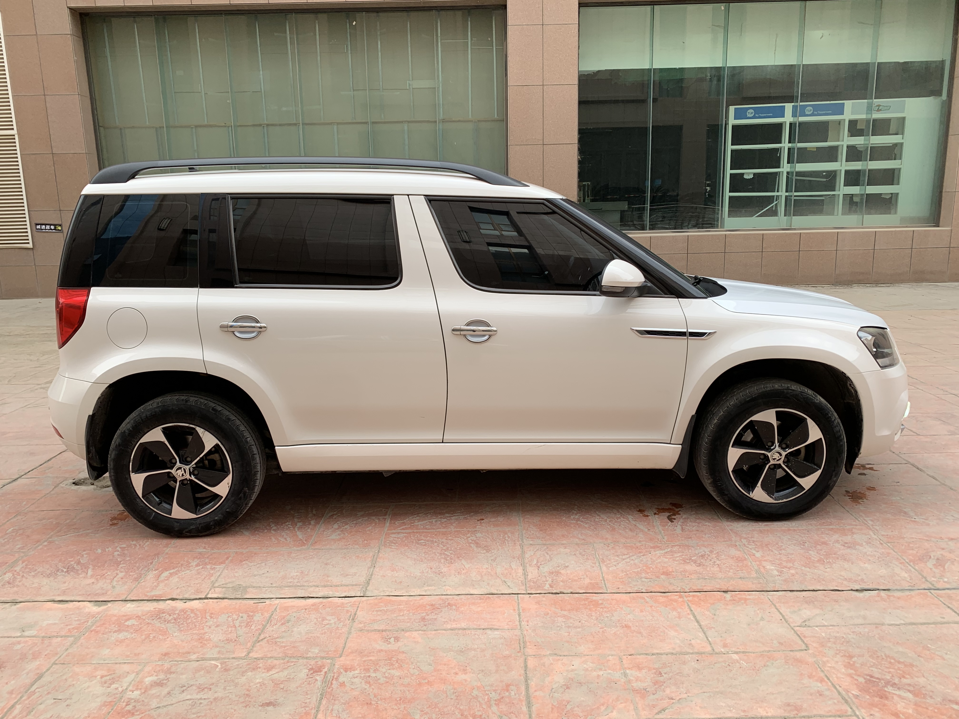 Skoda Yeti 2016 car image #5