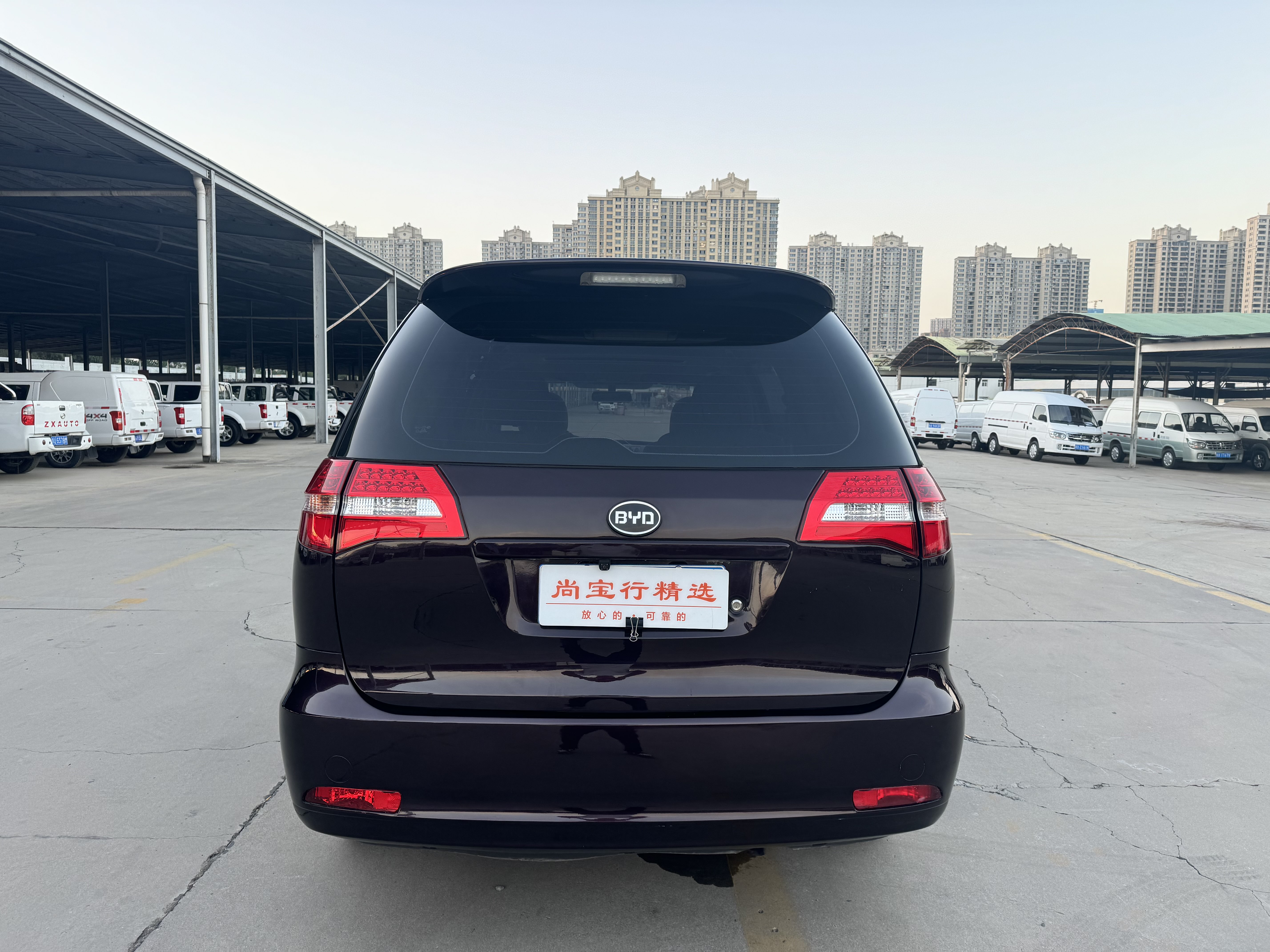 BYD M6 2015 #5 BYD M6 2015 car image #5