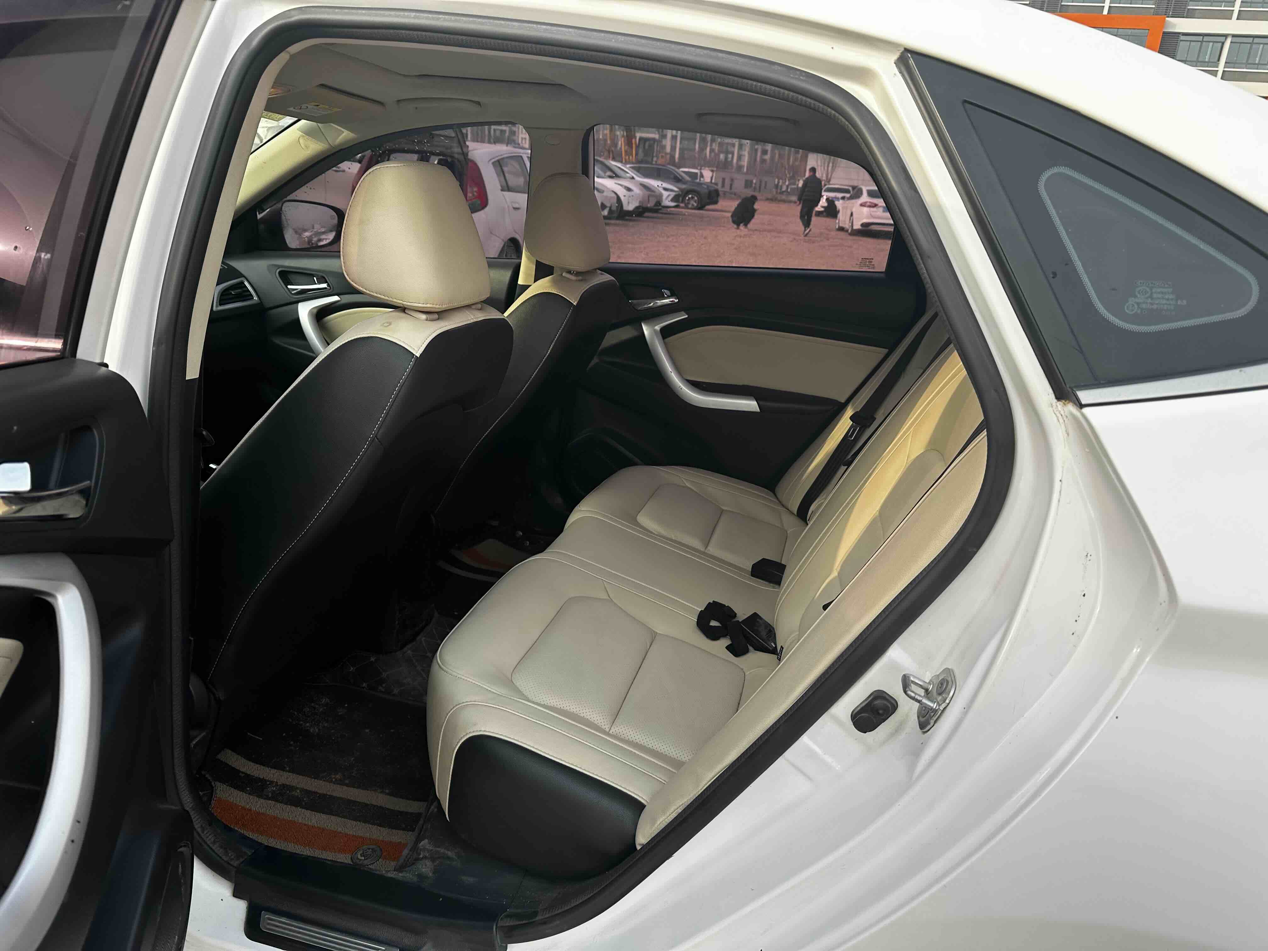 Changan Alsvin V7 2016 #5 Changan Alsvin V7 2016 car image #5