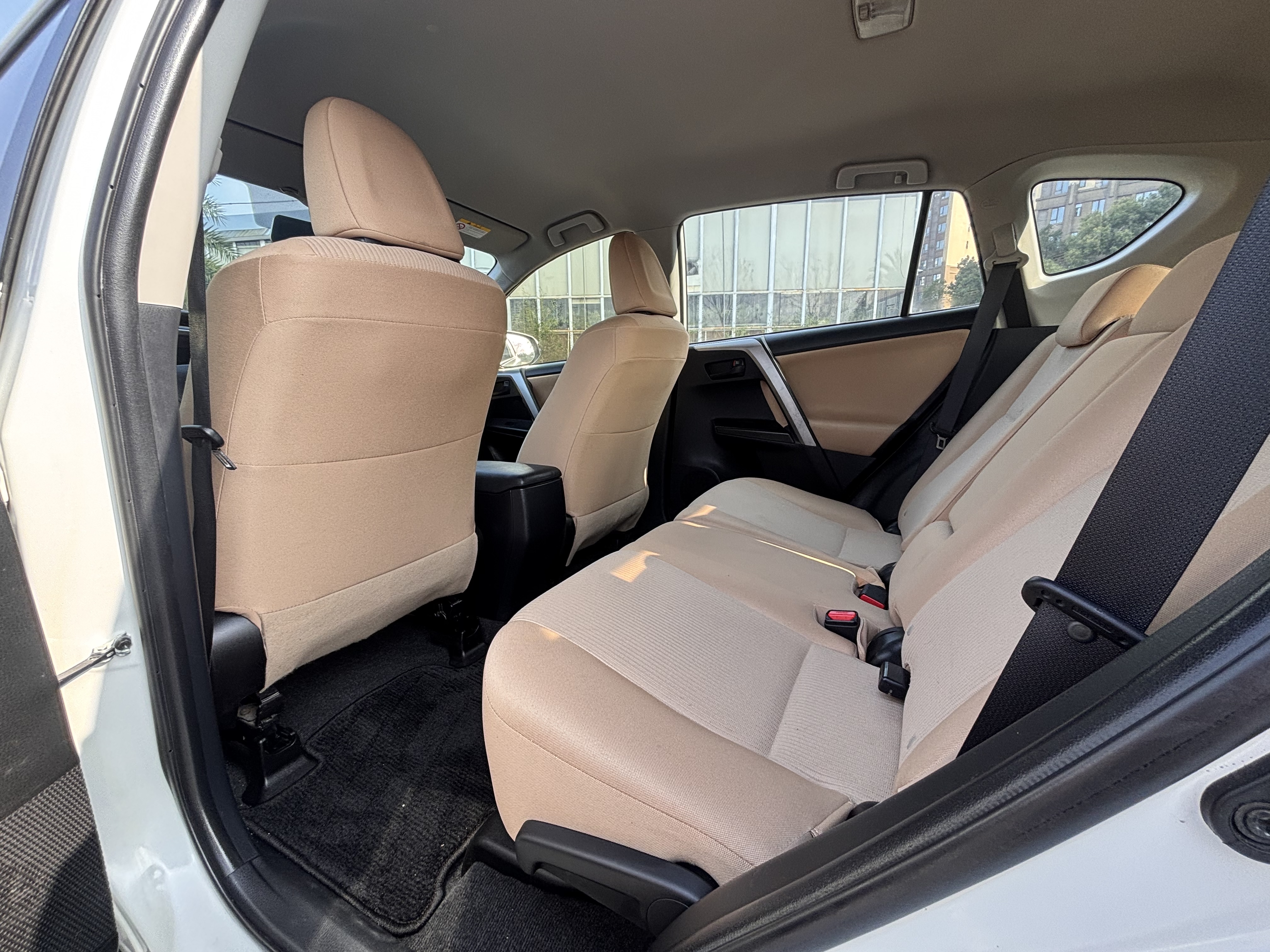 Toyota RAV4 2018 car image #5