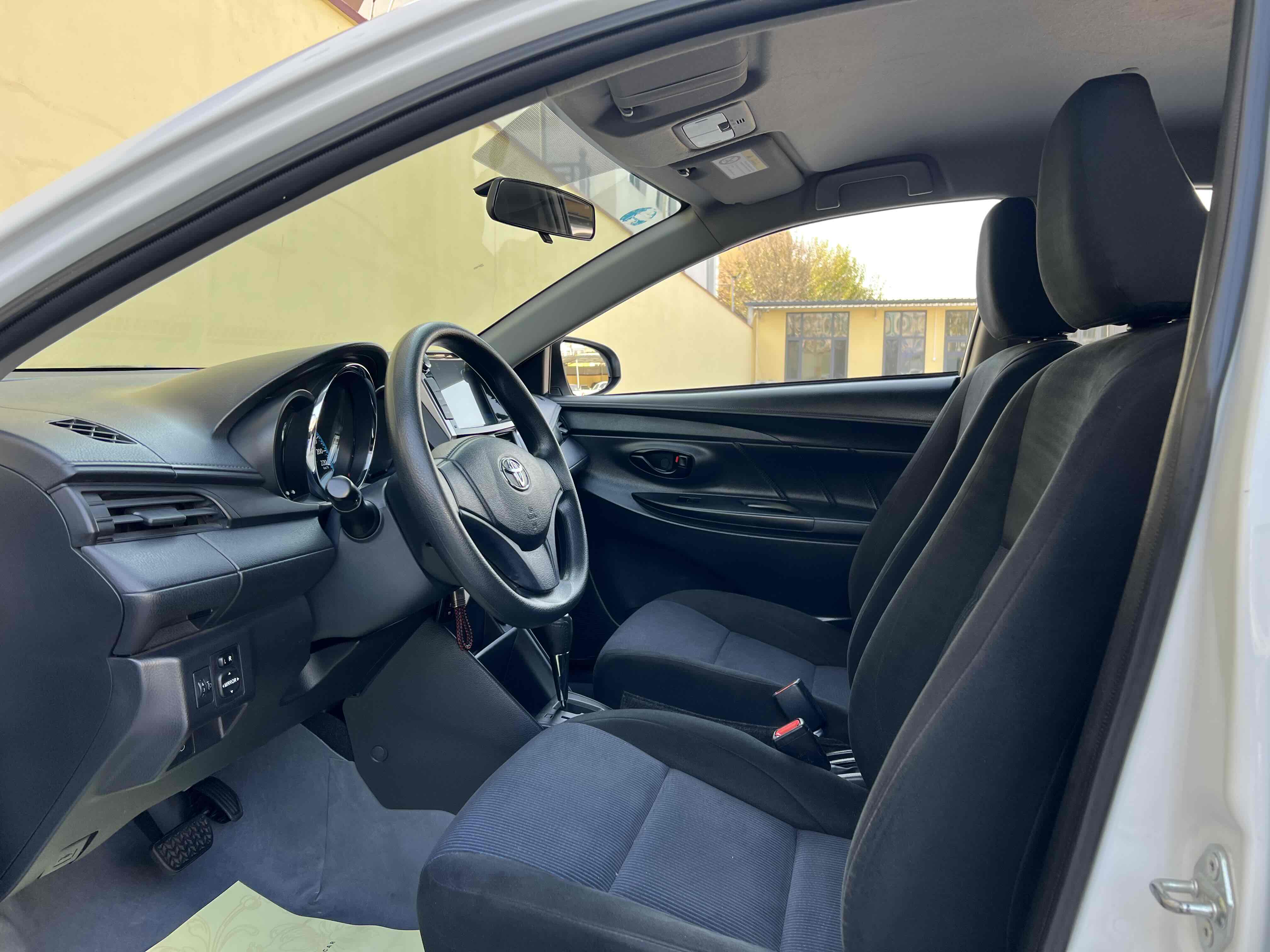 Toyota GR YARIS 2017 car image #5