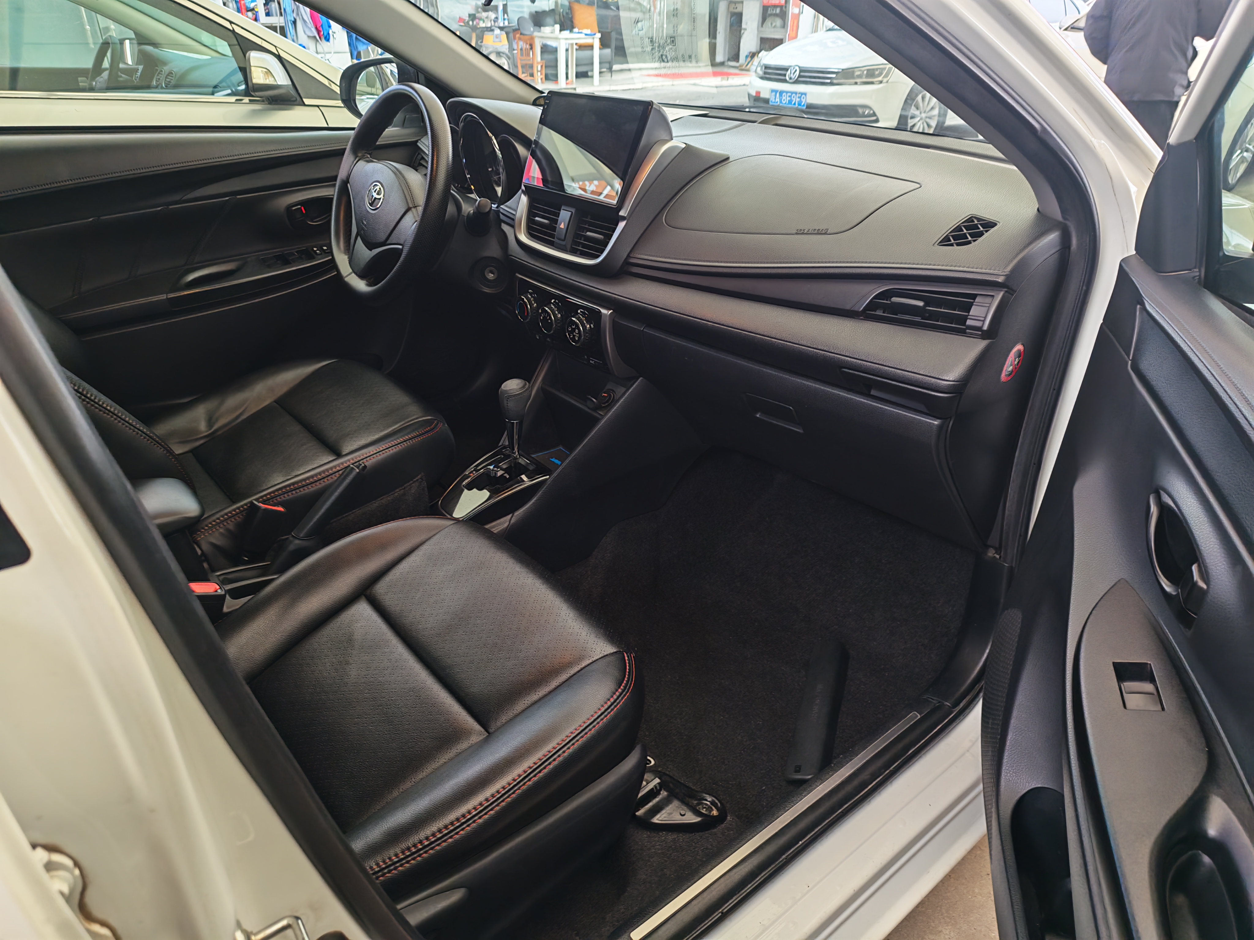 Toyota Yaris L Zhixuan 2018 صورة سيارة #5