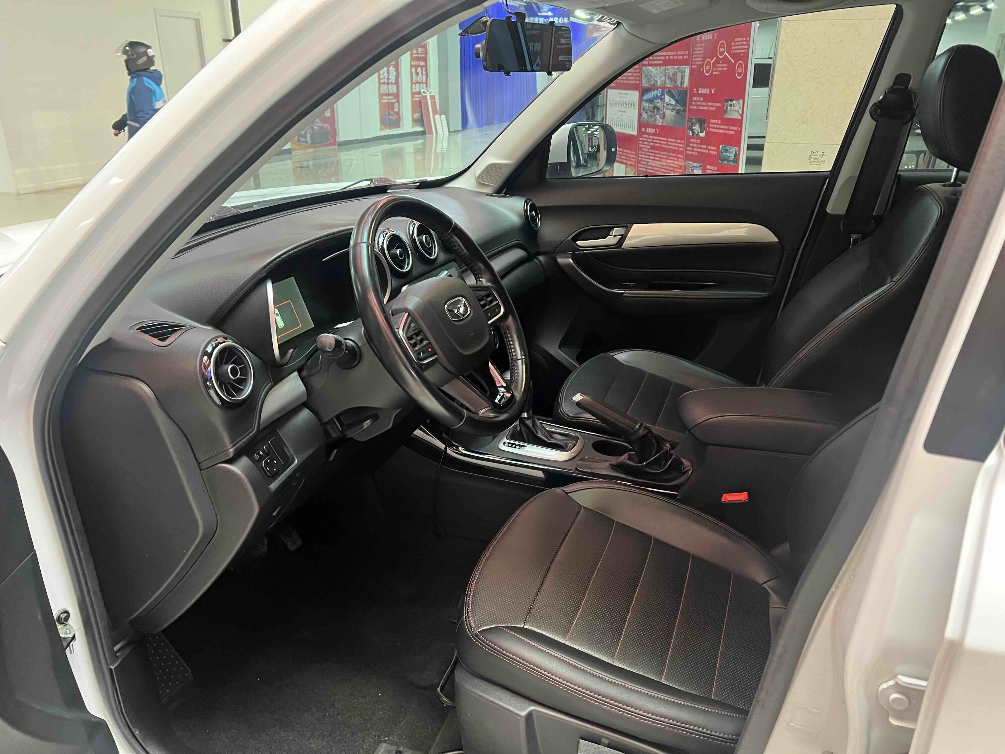 Kaiyi X3 2016 #5 Kaiyi X3 2016 car image #5