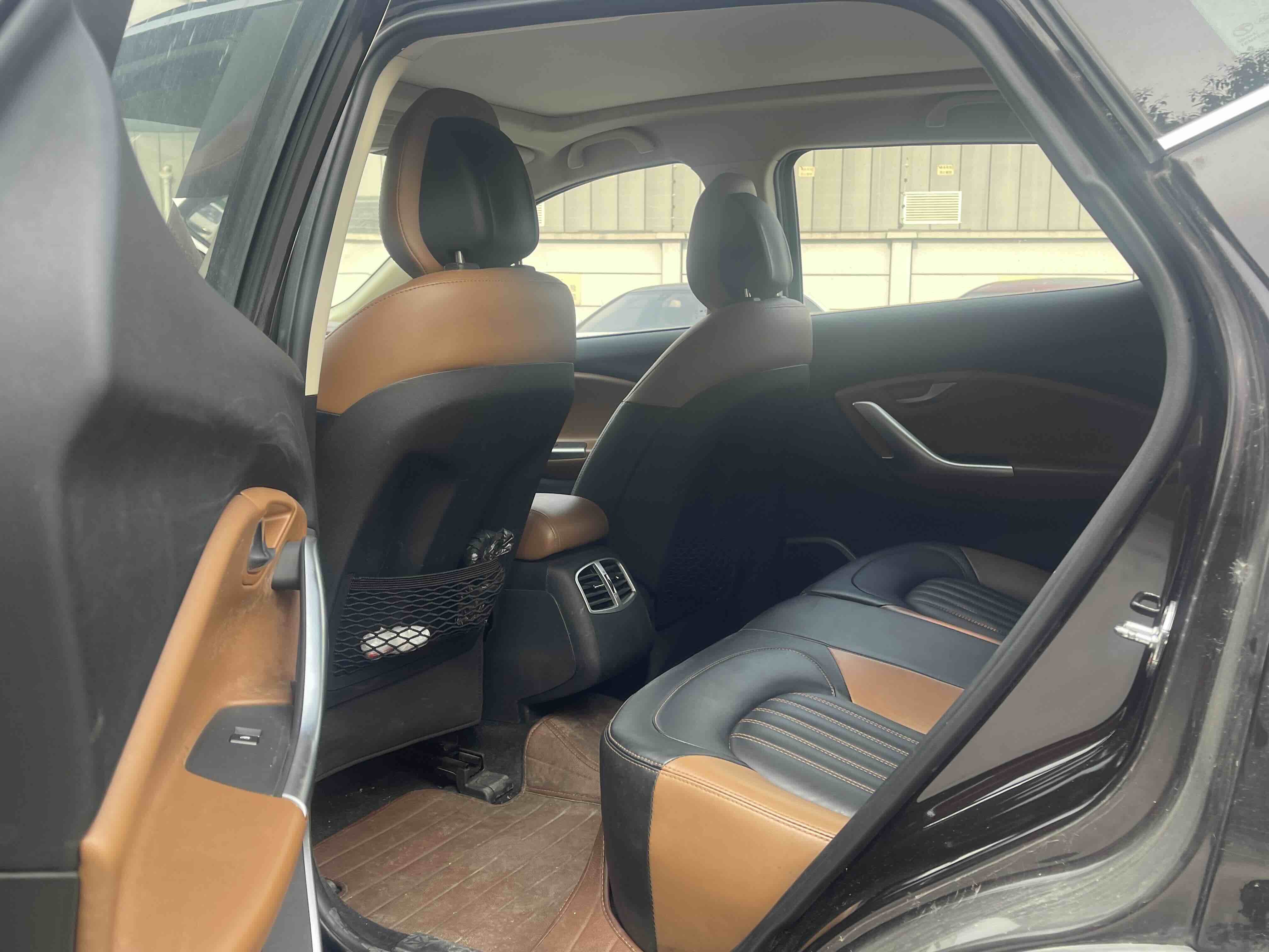 Soueast DX7 2016 car image #5