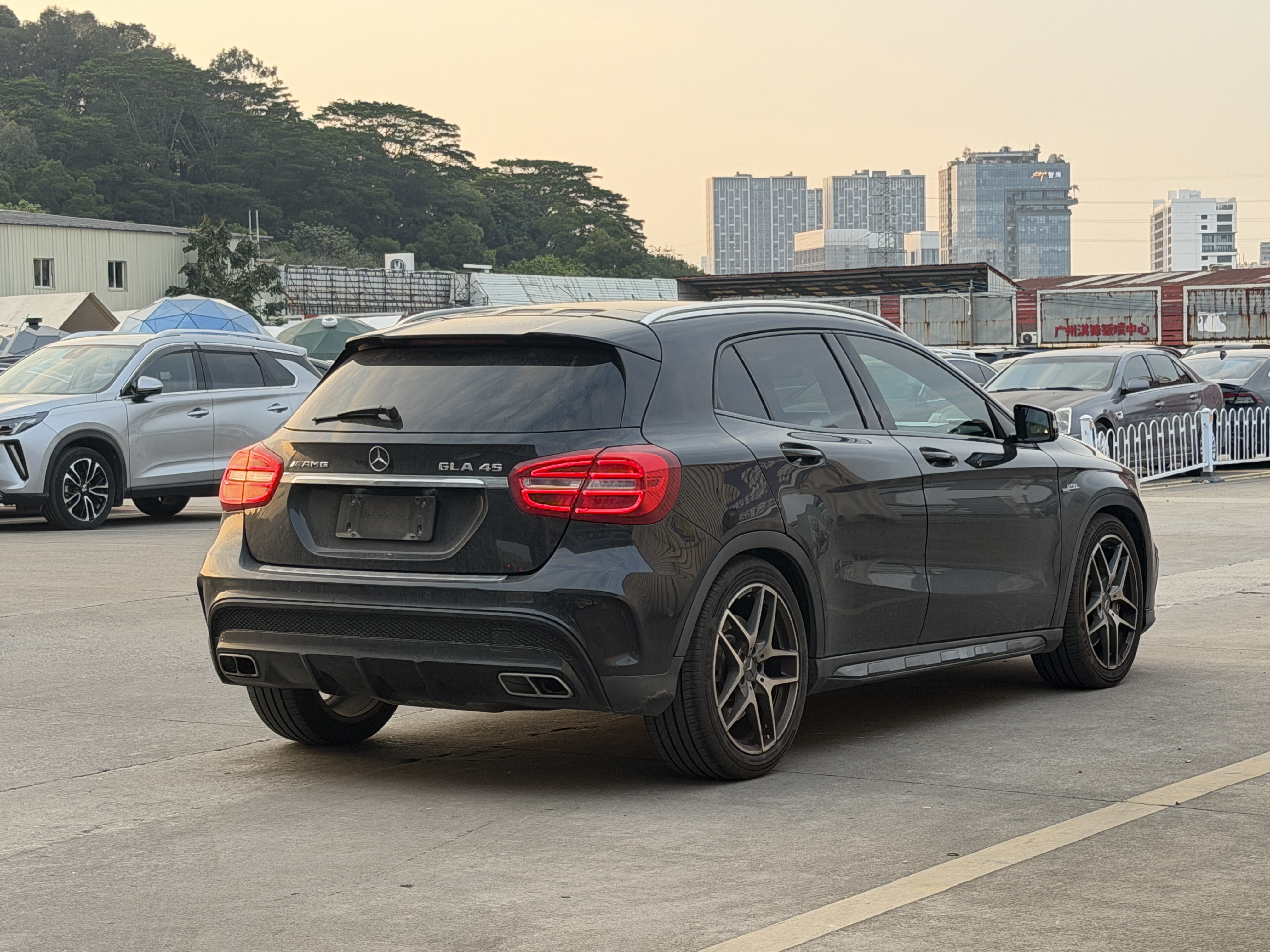 Mercedes-Benz GLA AMG 2016 car image #5