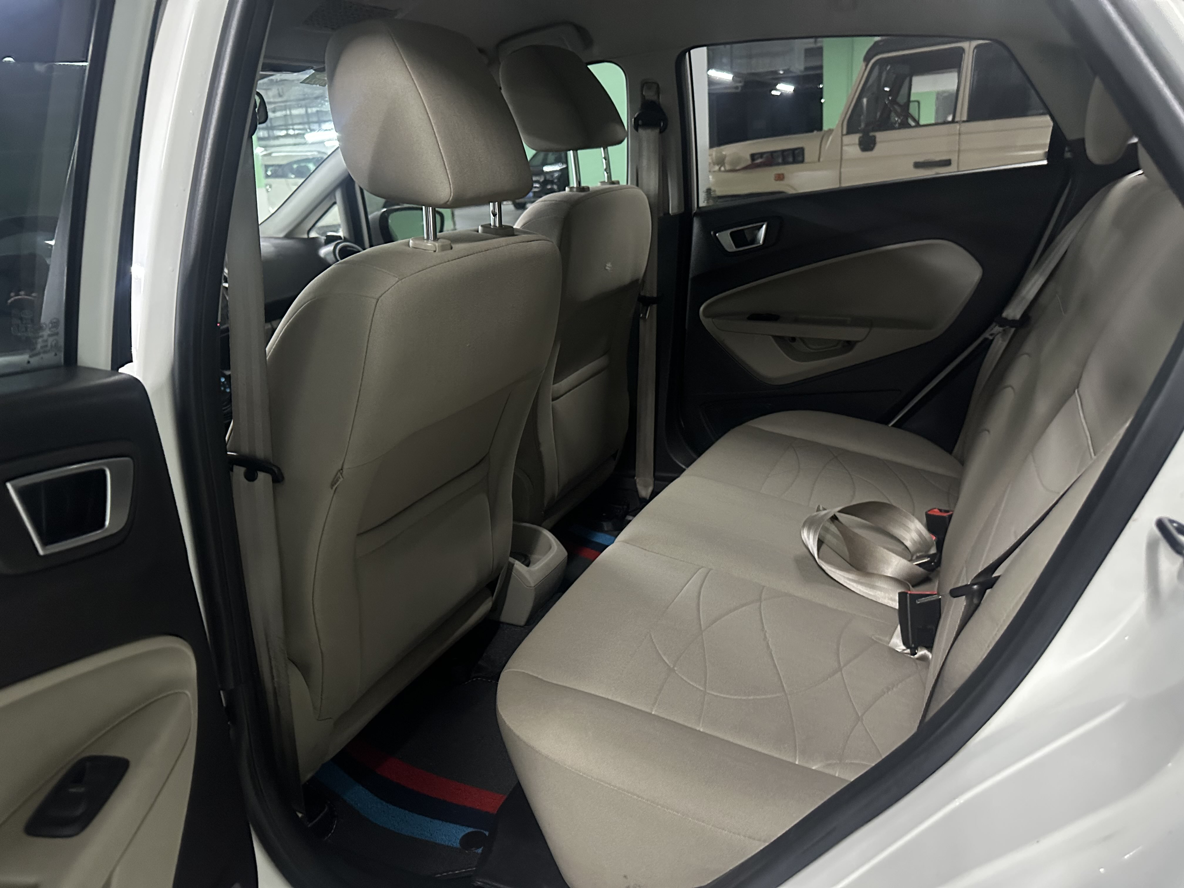 Ford Fiesta 2015 #5 Ford Fiesta 2015 car image #5