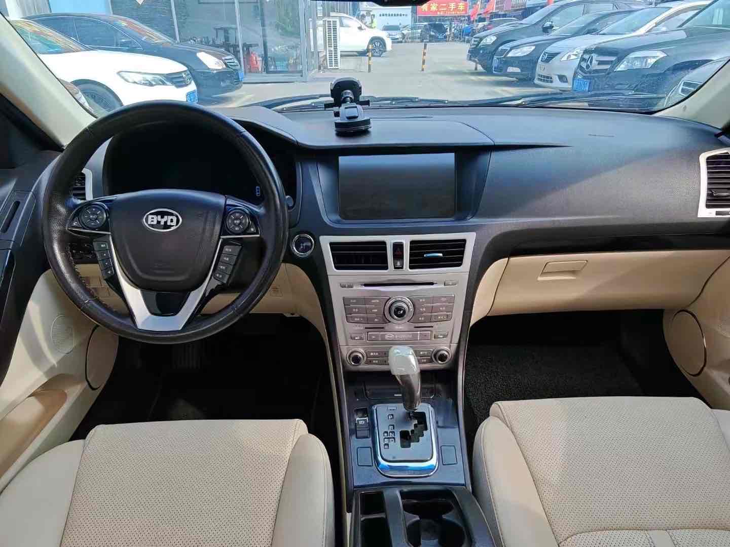 BYD SiRui 2015 #5 BYD SiRui 2015 car image #5