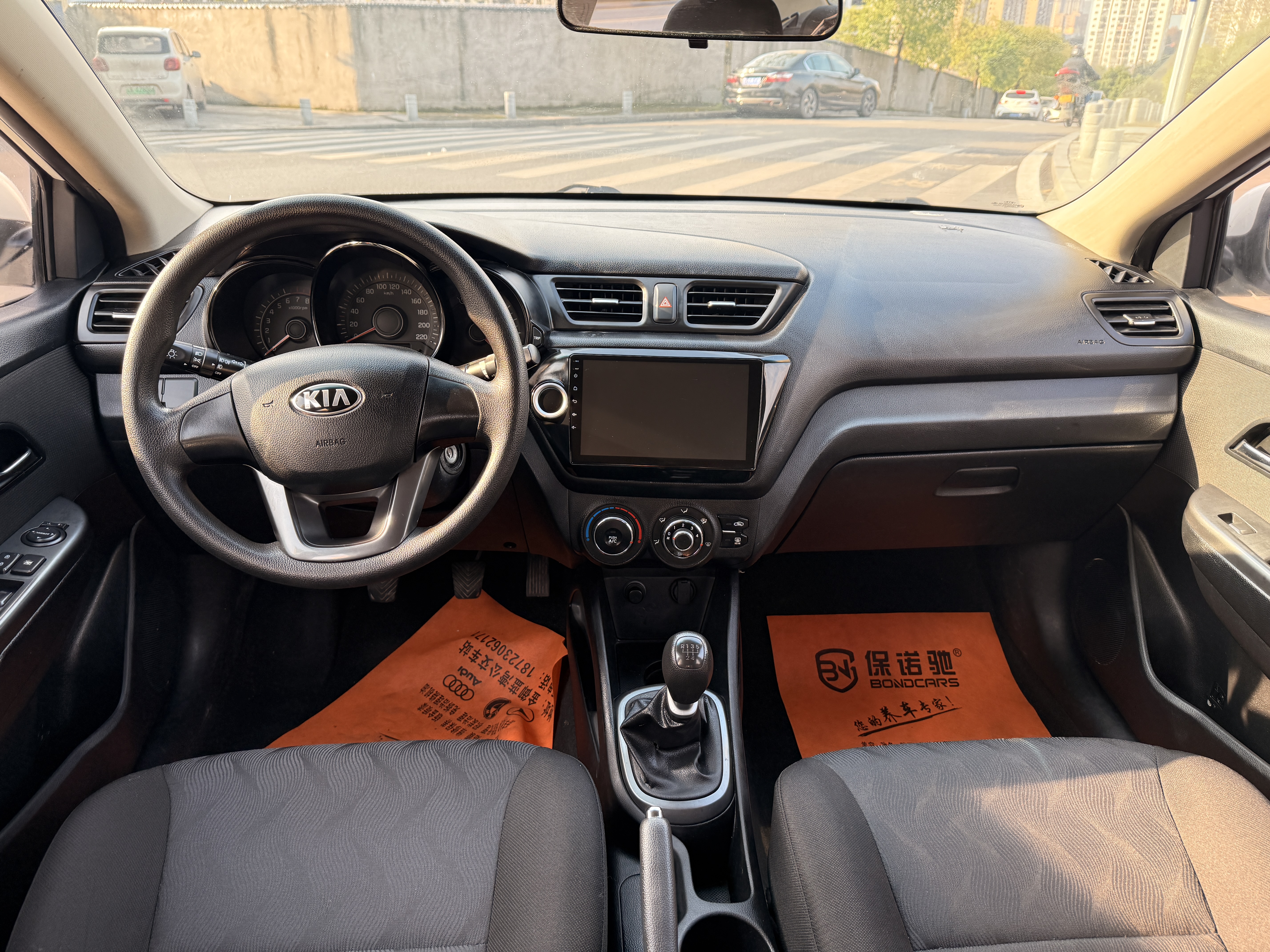 起亚 起亚K2 2013 汽车图片 #5