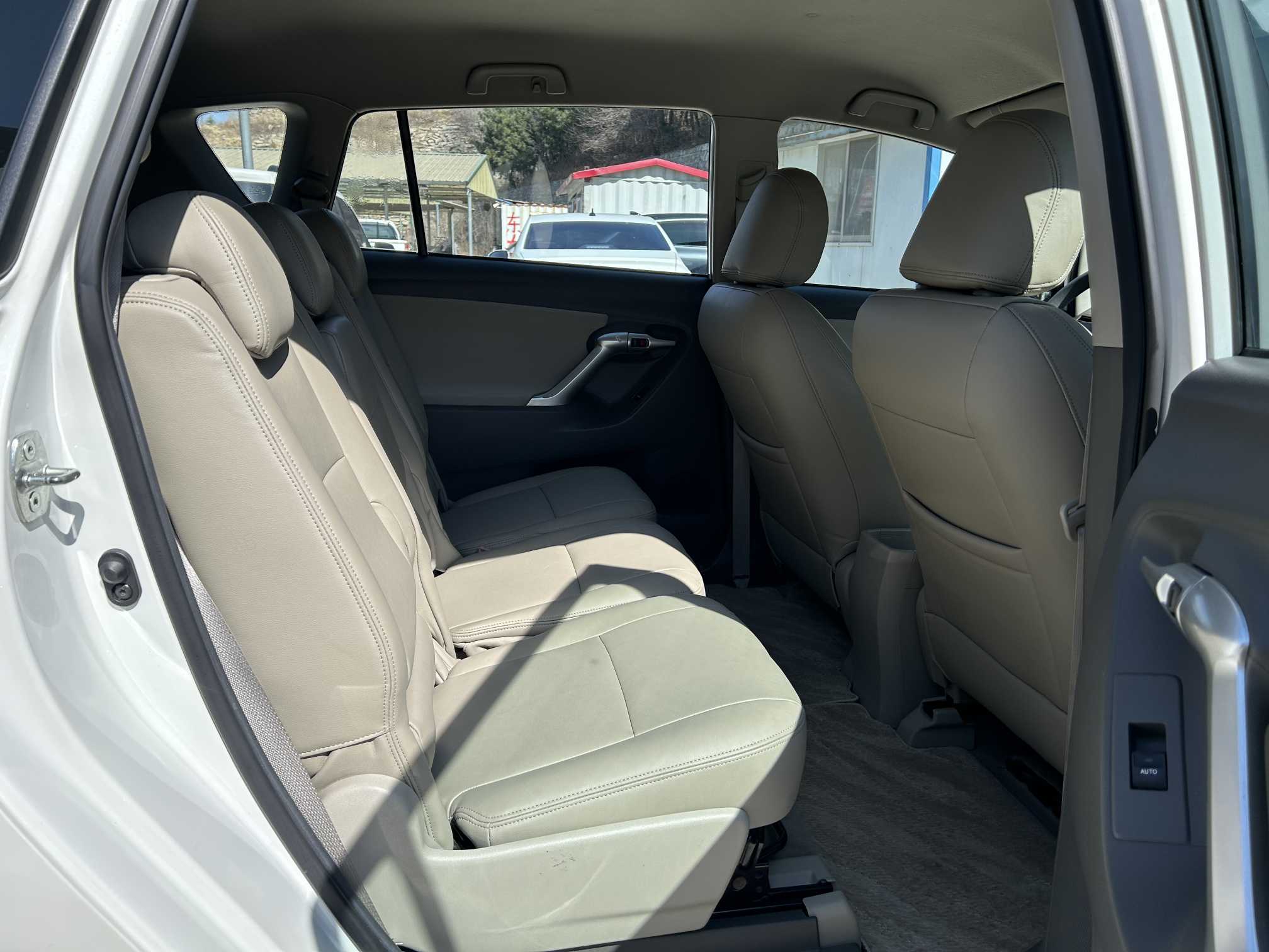 Toyota Verso 2014 car image #5