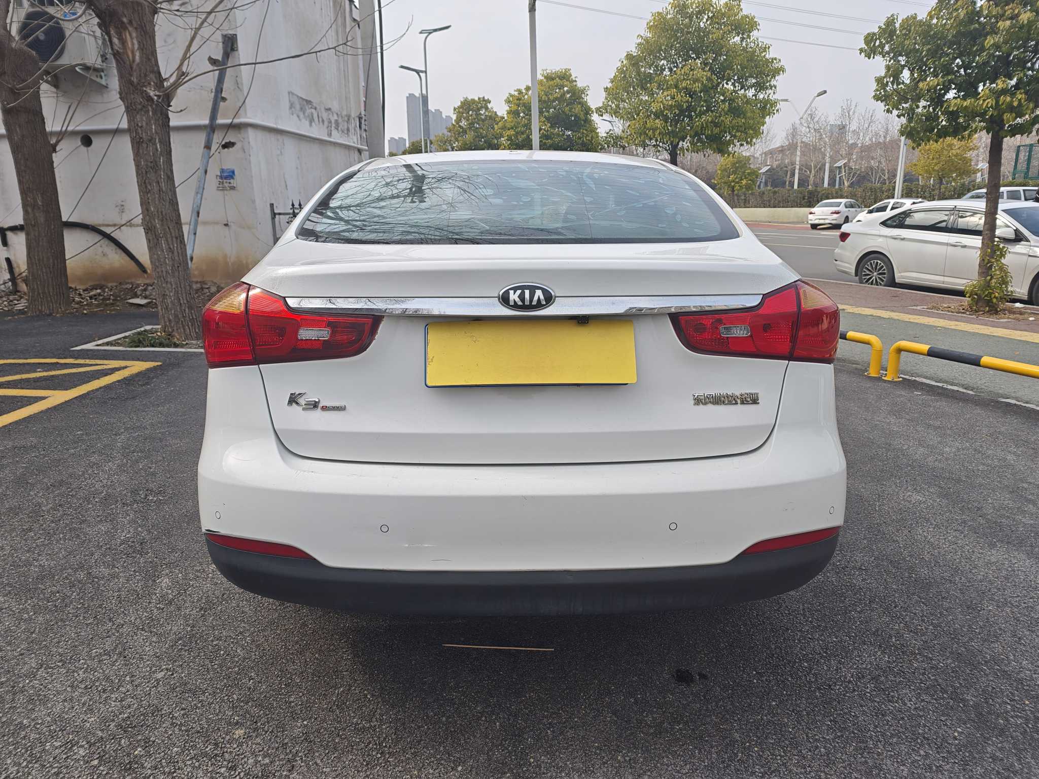 Kia K3 2014 car image #5