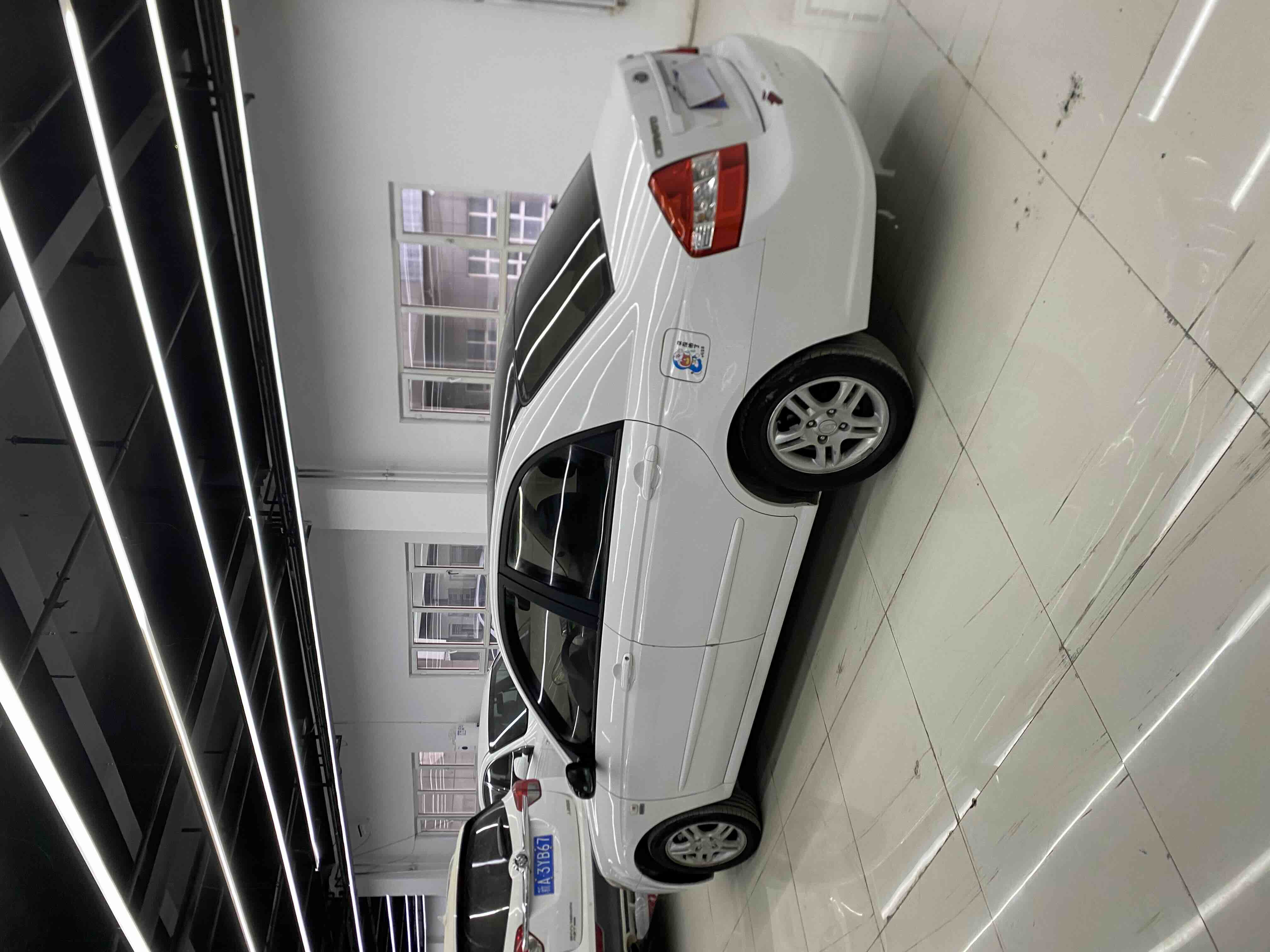 起亚 赛拉图 2011 汽车图片 #5