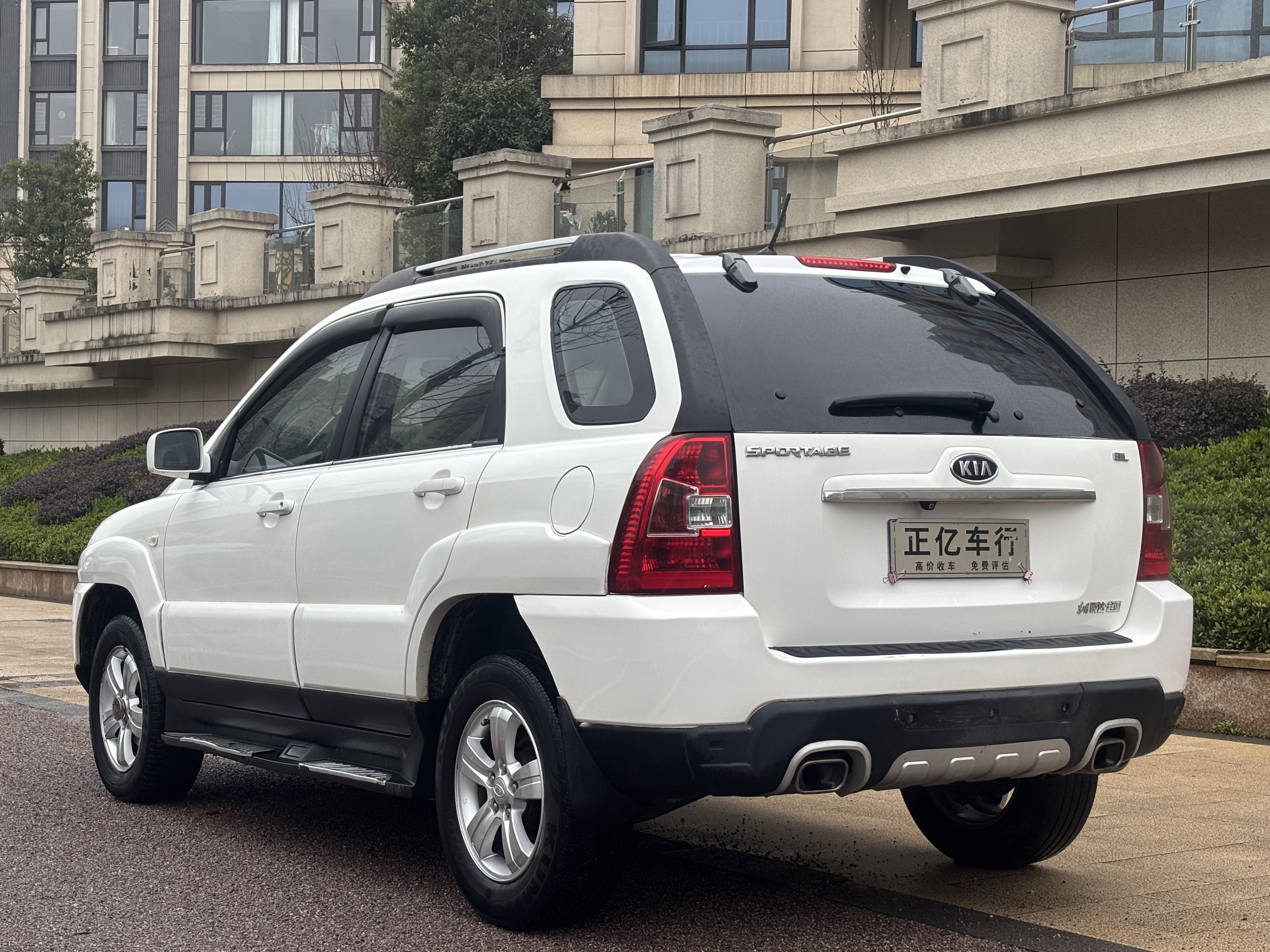 起亚 狮跑 2012 汽车图片 #5