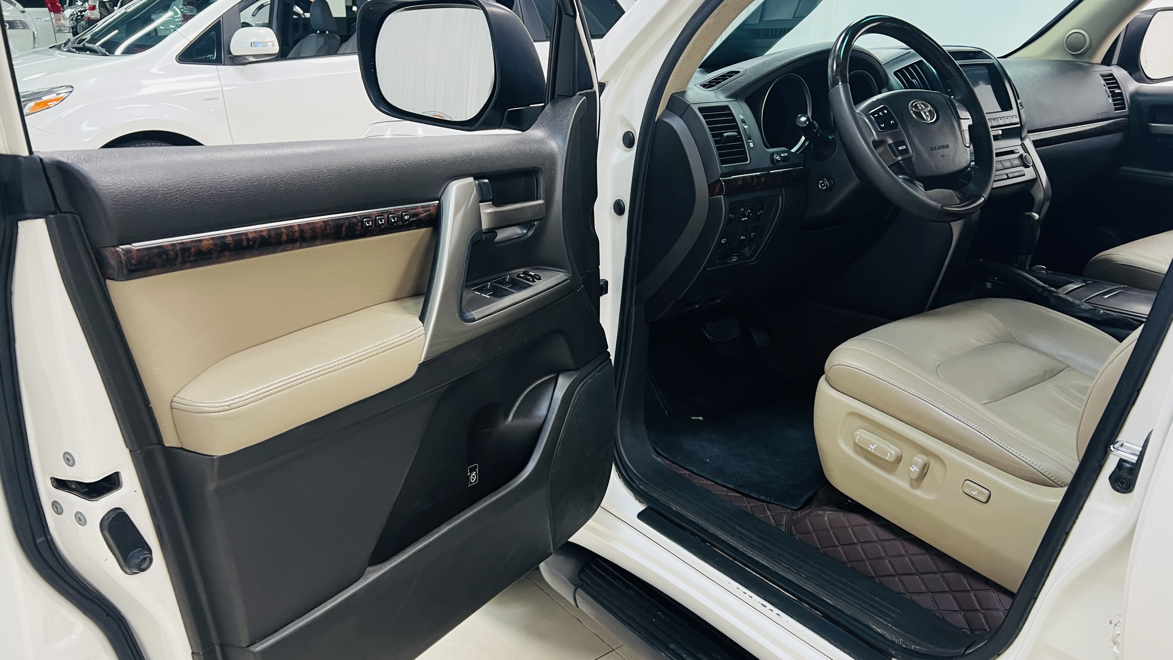 丰田 兰德酷路泽 2009 汽车图片 #5