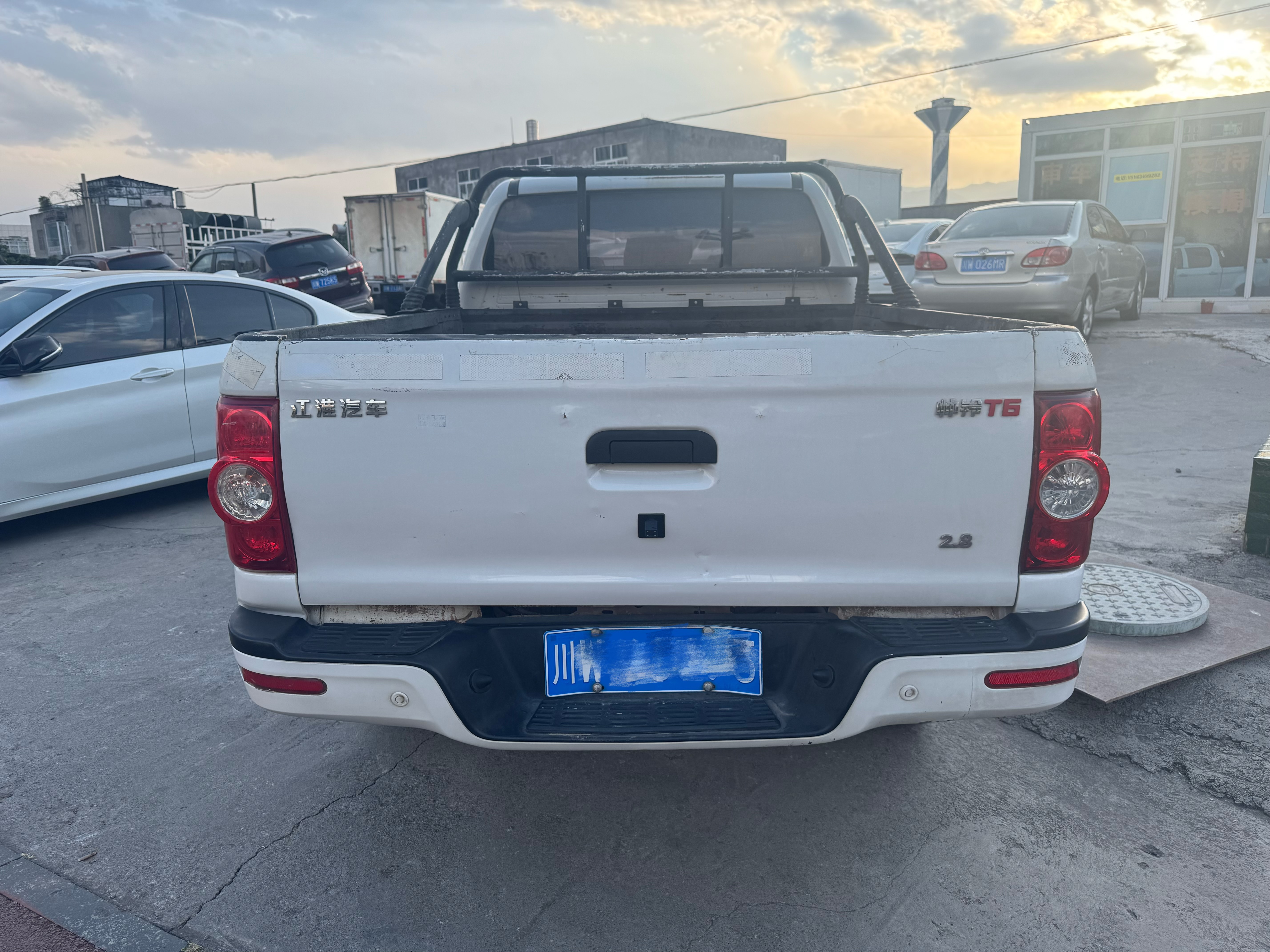 JAC 2017 #5 JAC 2017 car image #5