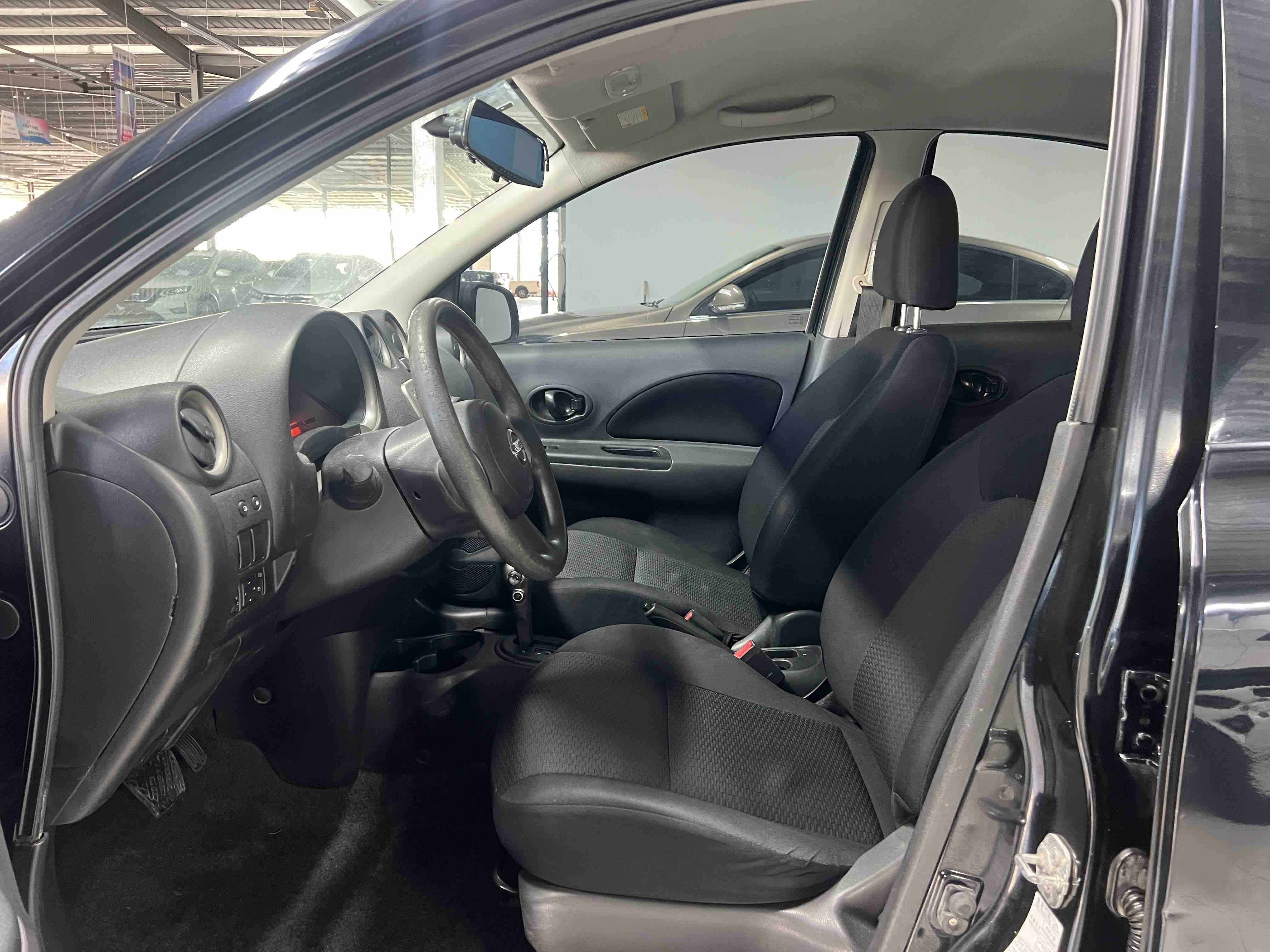 日产 玛驰 2012 汽车图片 #5