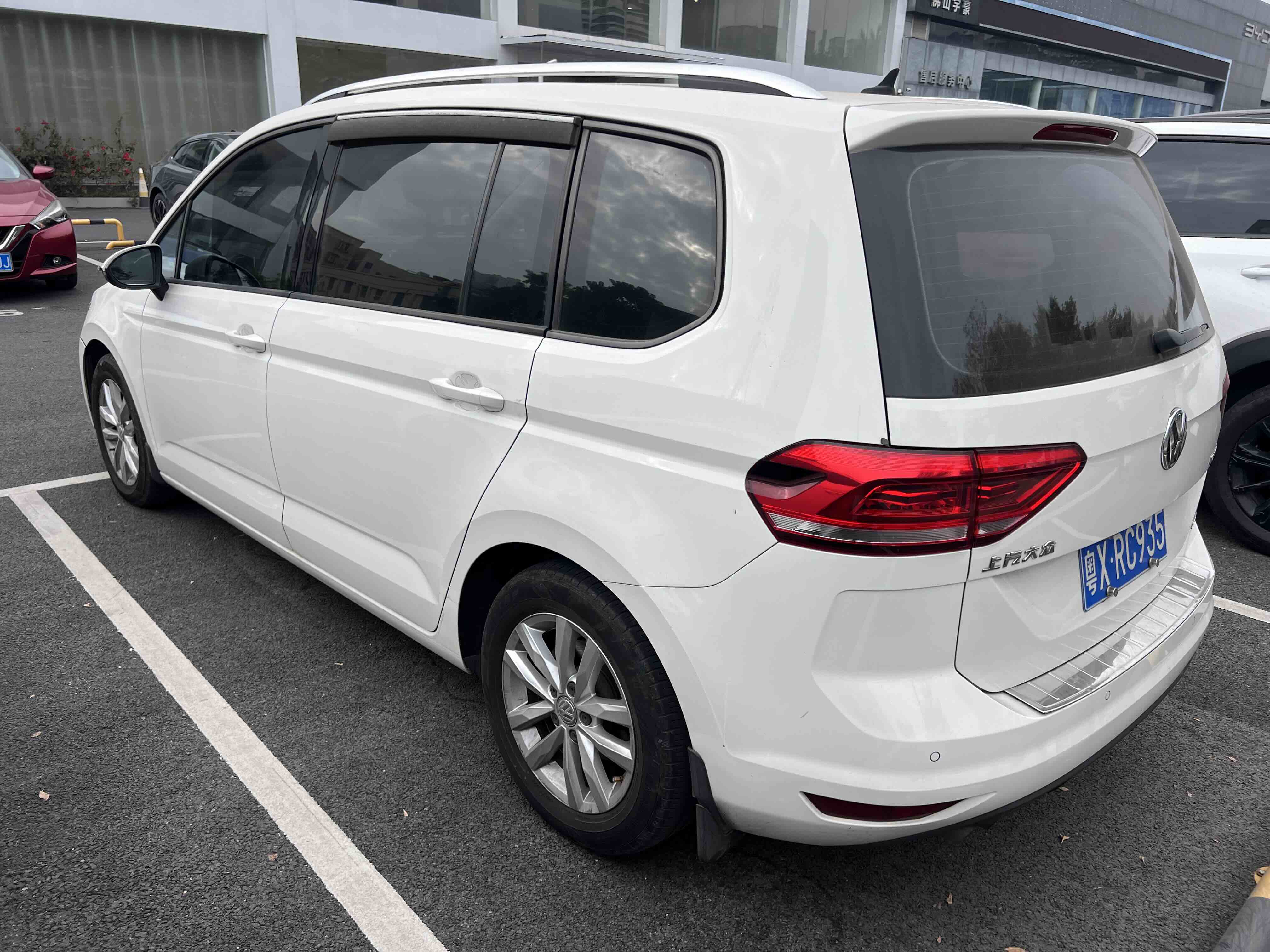 Volkswagen Touran 2017 #5 Volkswagen Touran 2017 immagine di auto #5