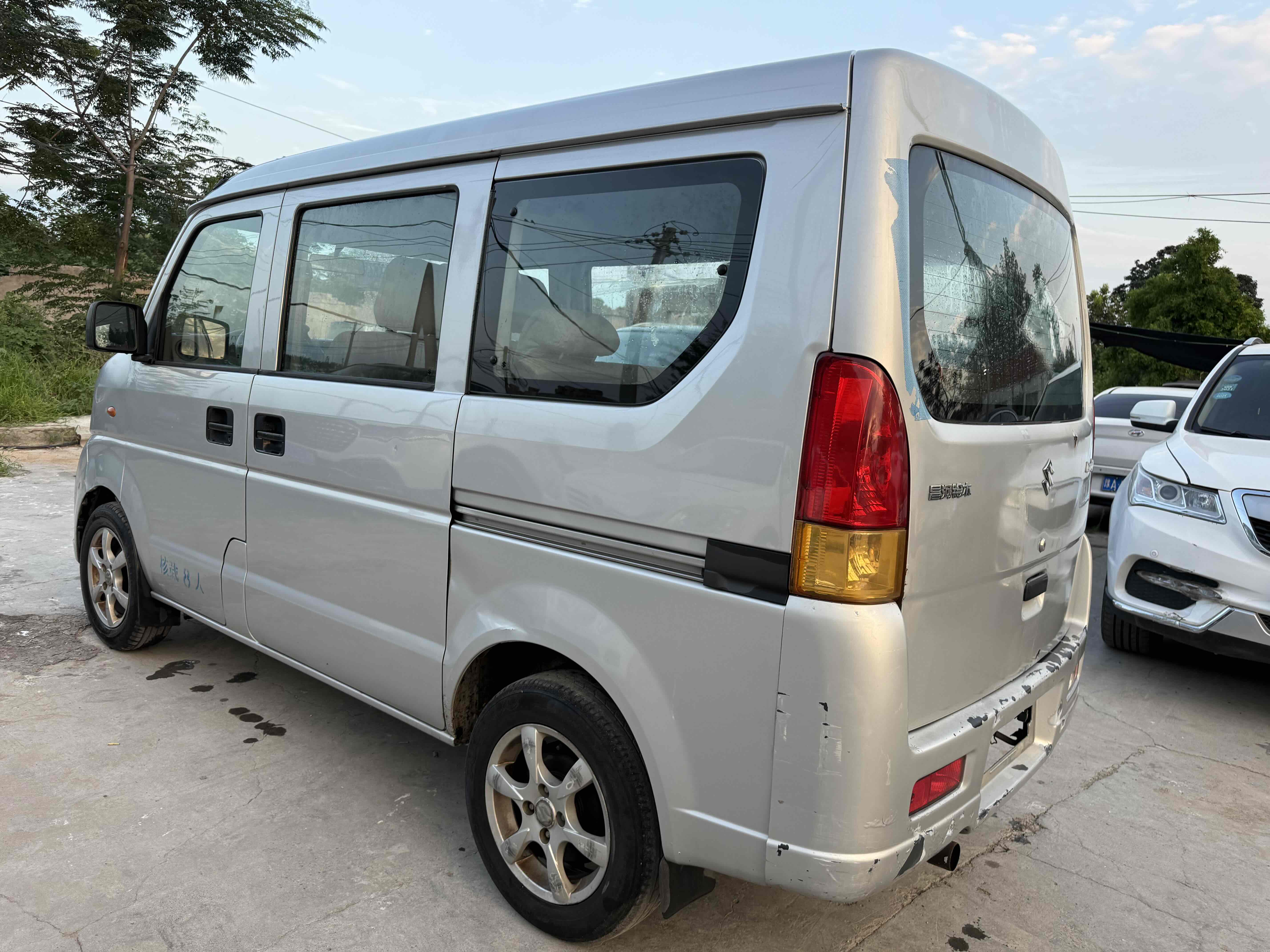 Suzuki Landy 2012 immagine di auto #5