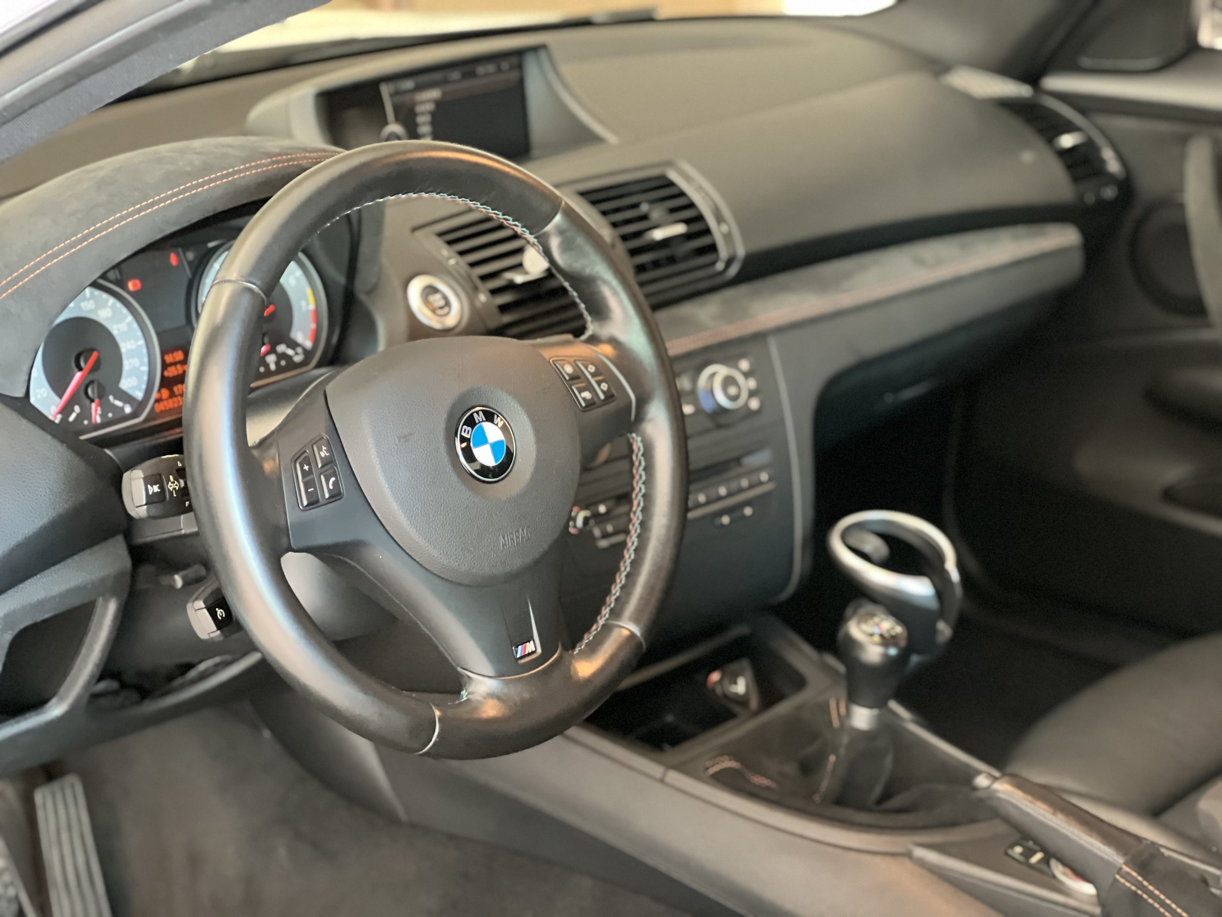 BMW 1 Series M 2012 #5 BMW 1 Series M 2012 car image #5