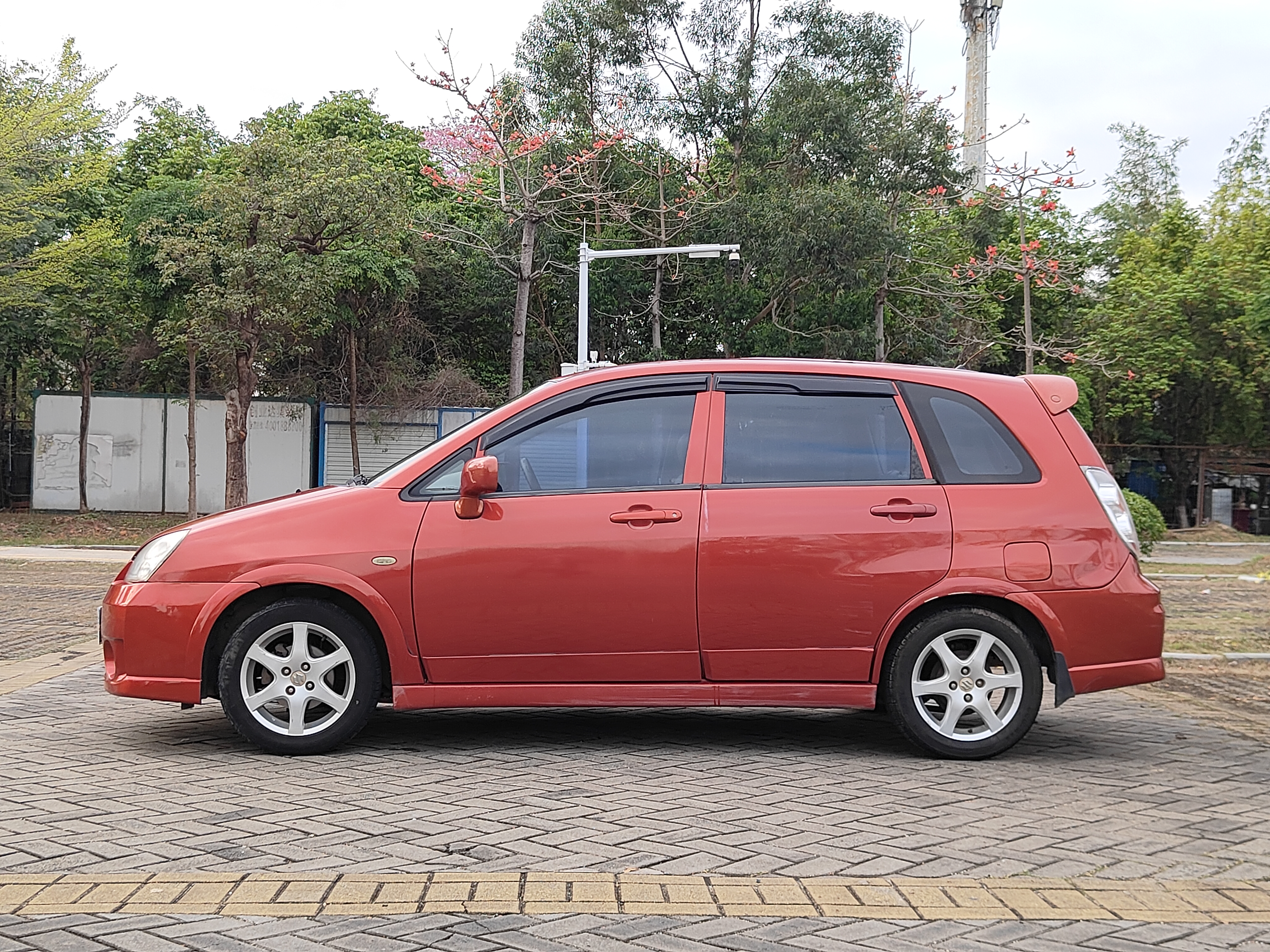 Suzuki Liana 2012 image de voiture #5