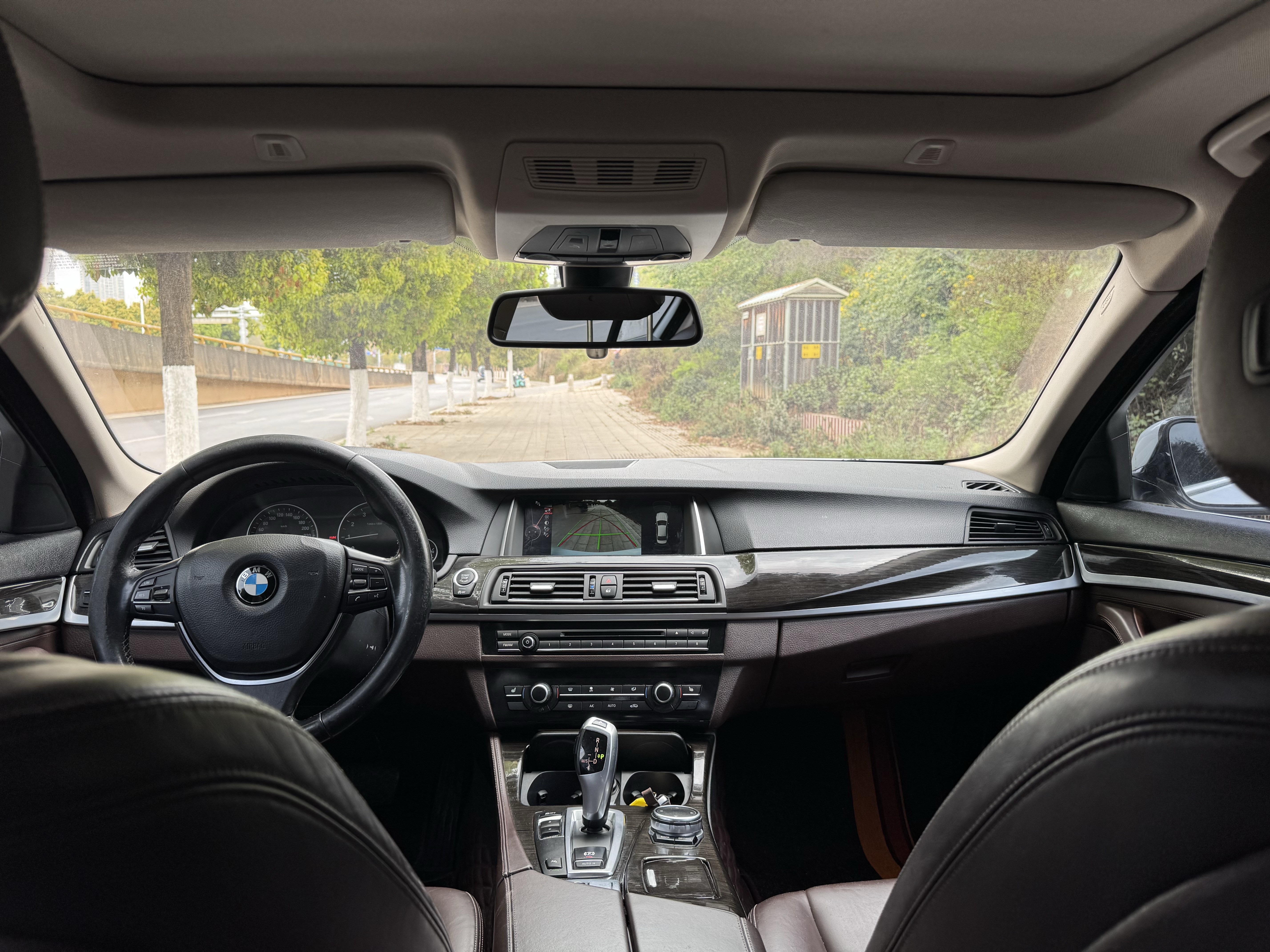 BMW 5 Series 2015 #5 BMW 5 Series 2015 car image #5