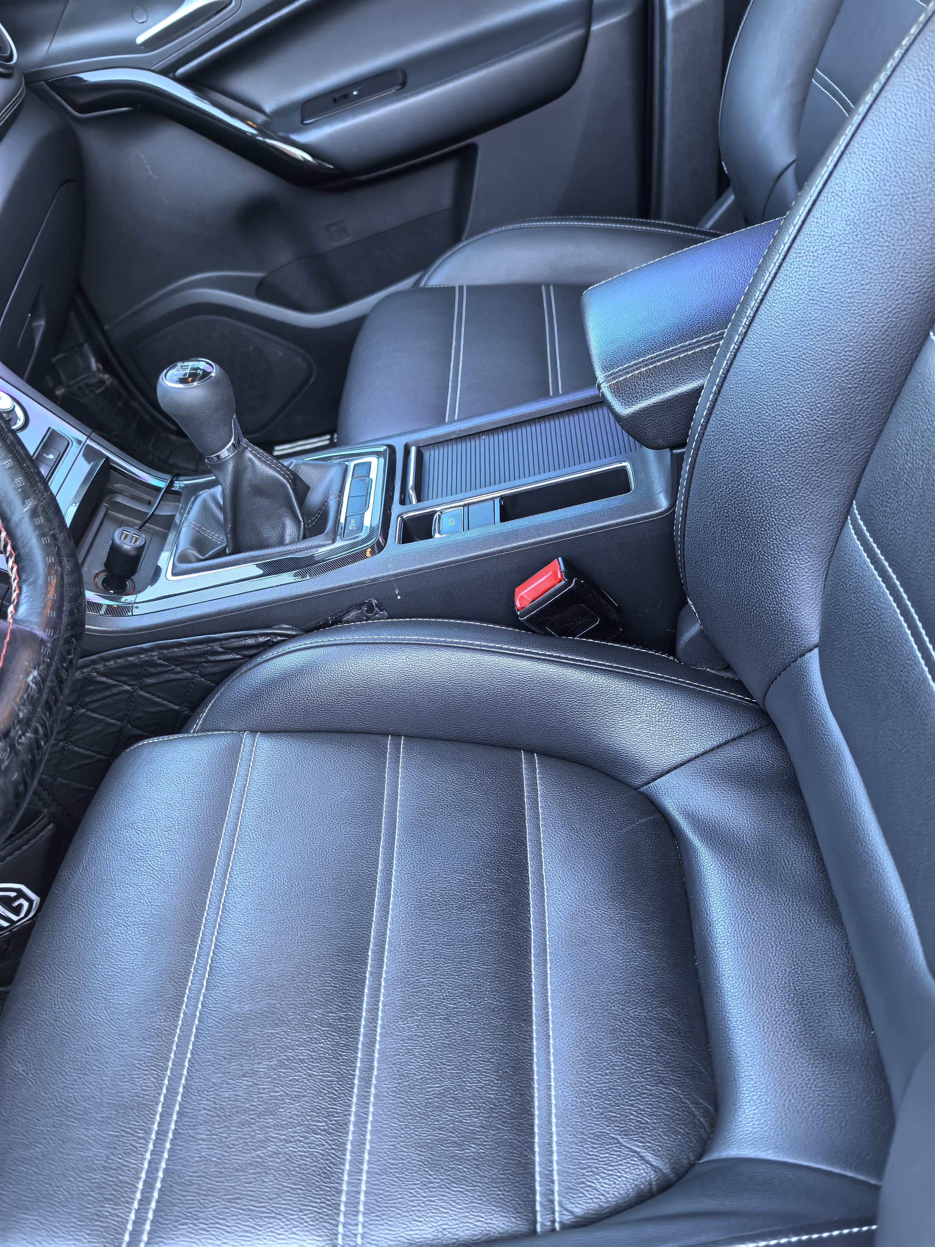 MG GS 2017 #5 MG GS 2017 car image #5