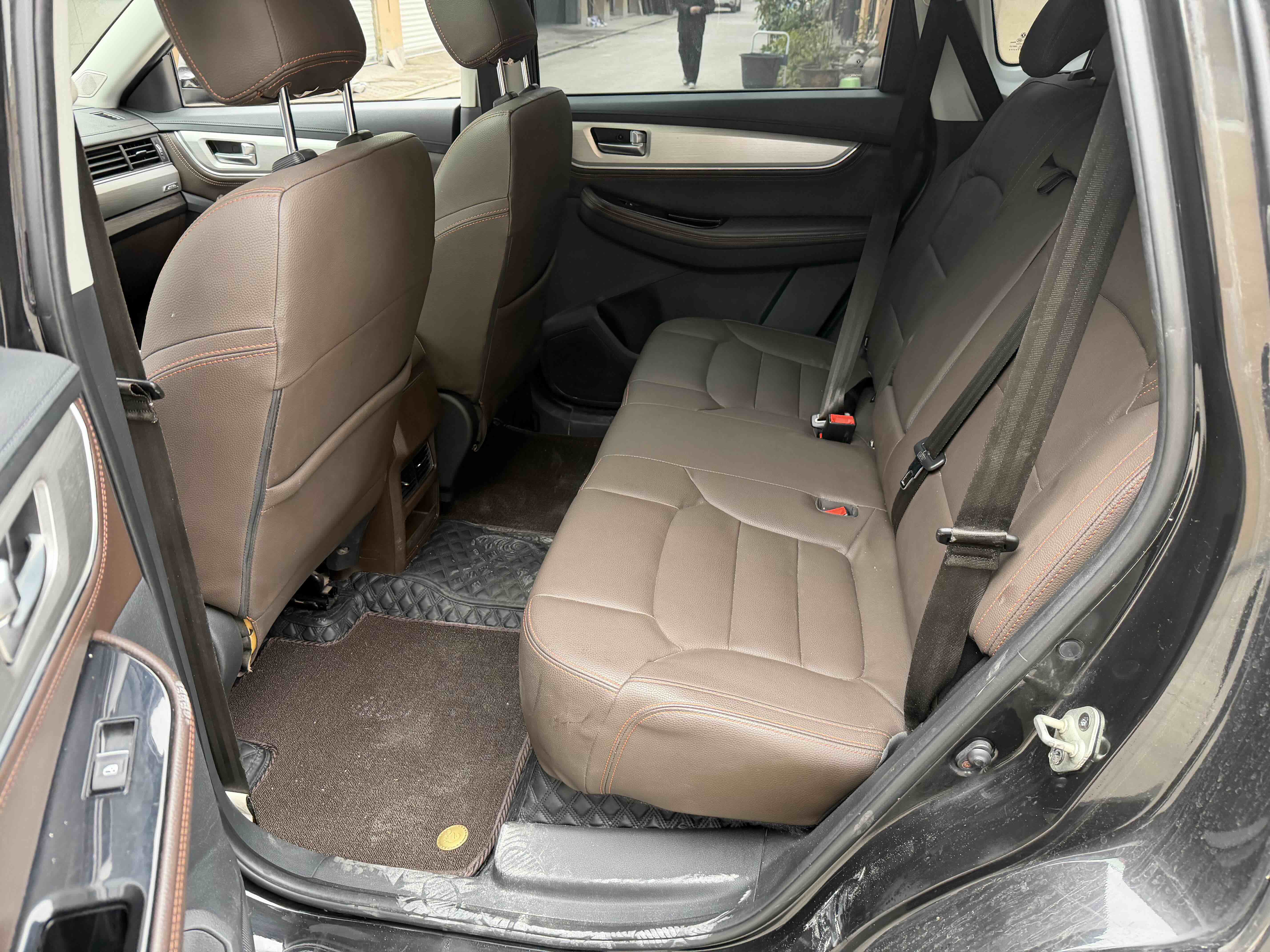 Forthing JOYEAR X5 2017 #5 Forthing JOYEAR X5 2017 car image #5