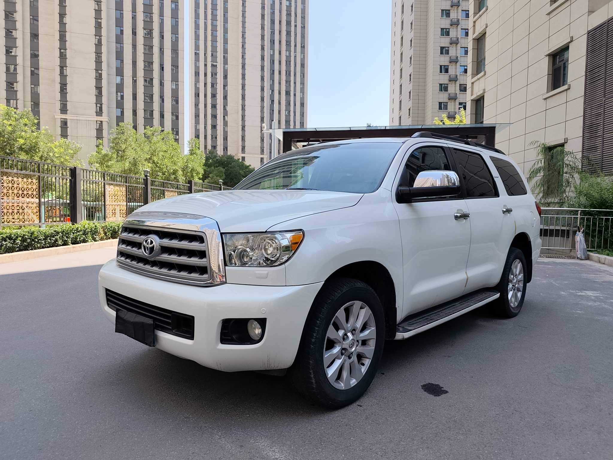 Toyota Sequoia 2010 #5 Toyota Sequoia 2010 immagine di auto #5