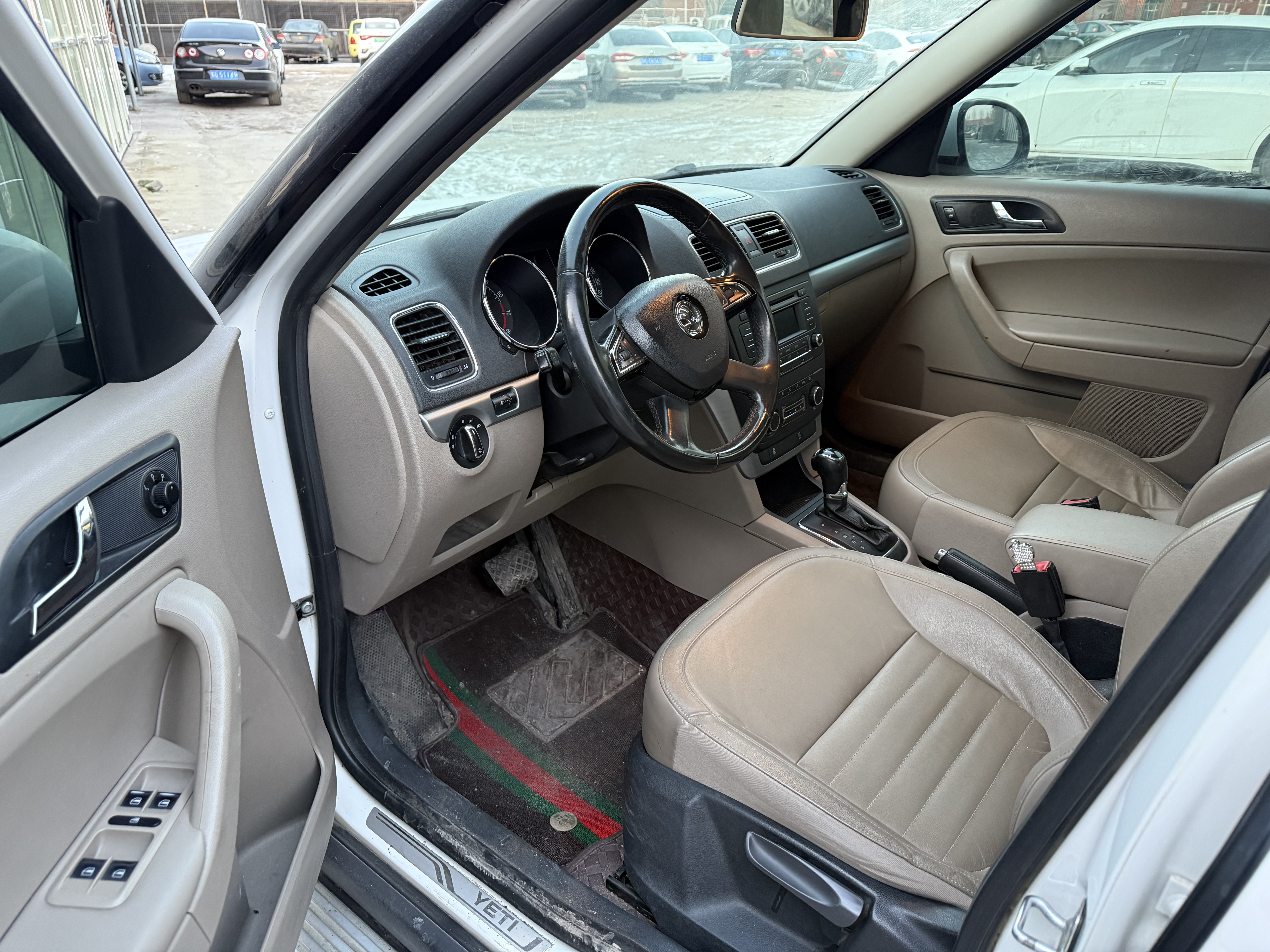 Skoda Yeti 2014 car image #5