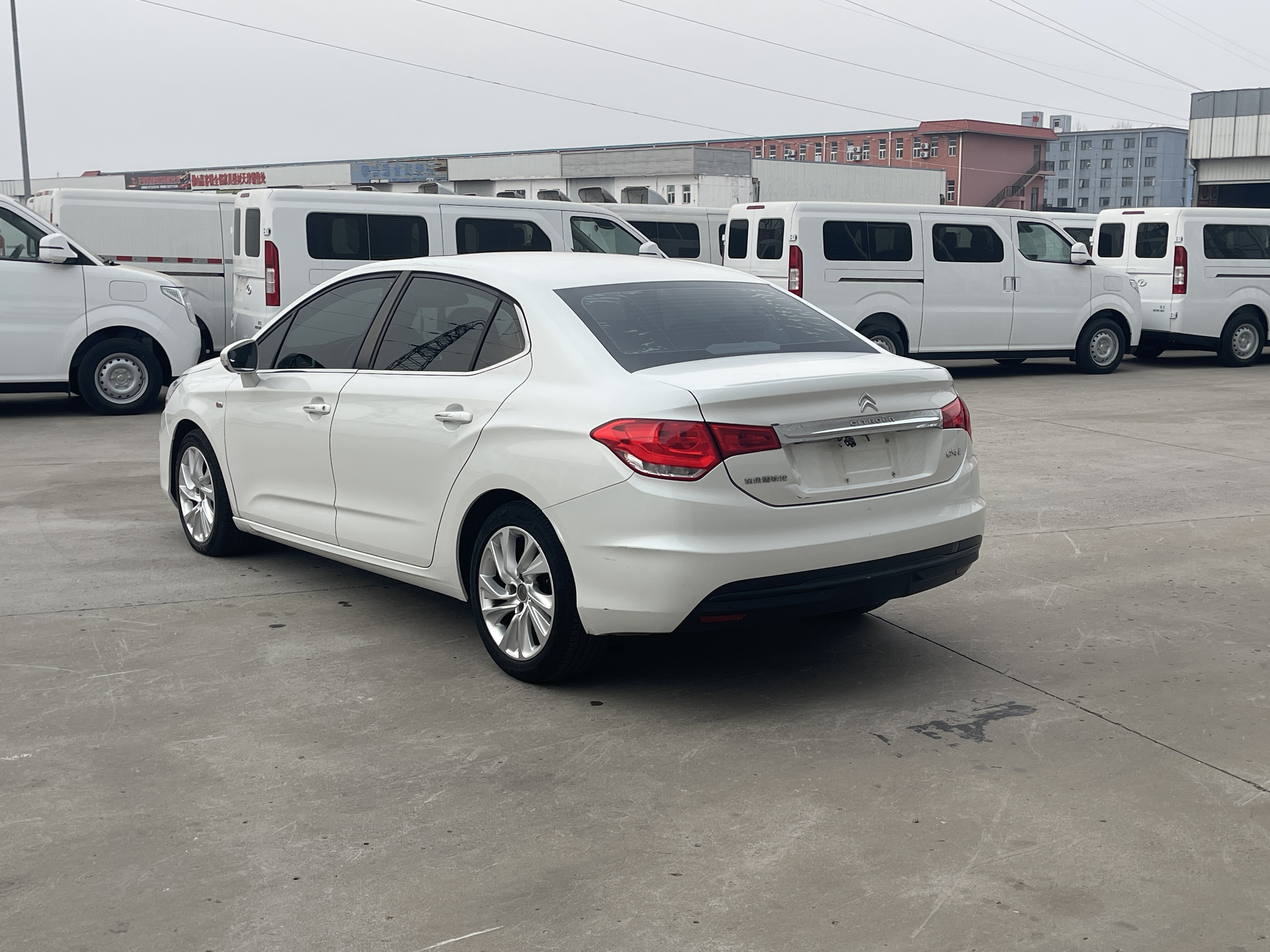 Citroen C4L 2014 car image #5