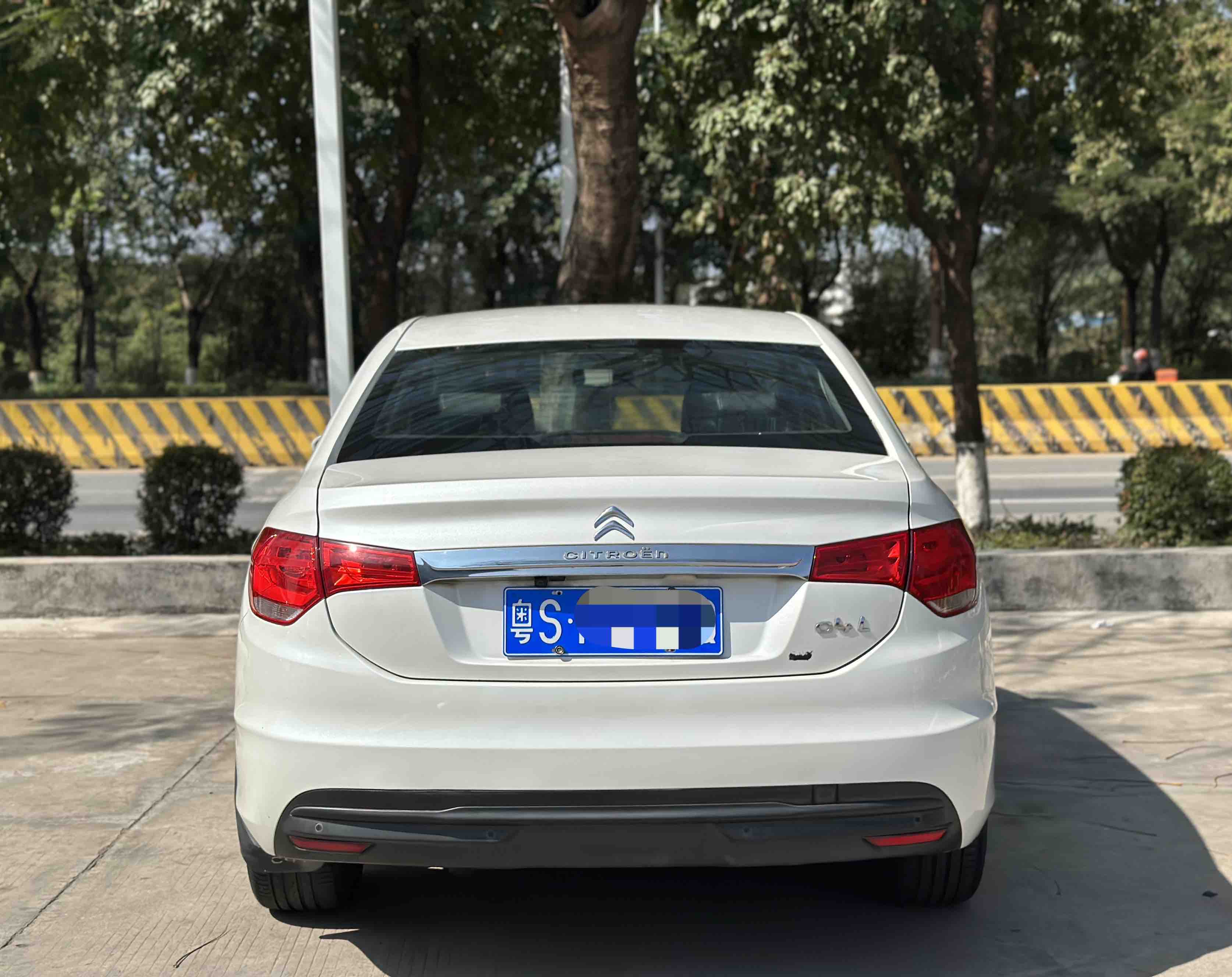 Citroen C4L 2014 #5 Citroen C4L 2014 immagine di auto #5