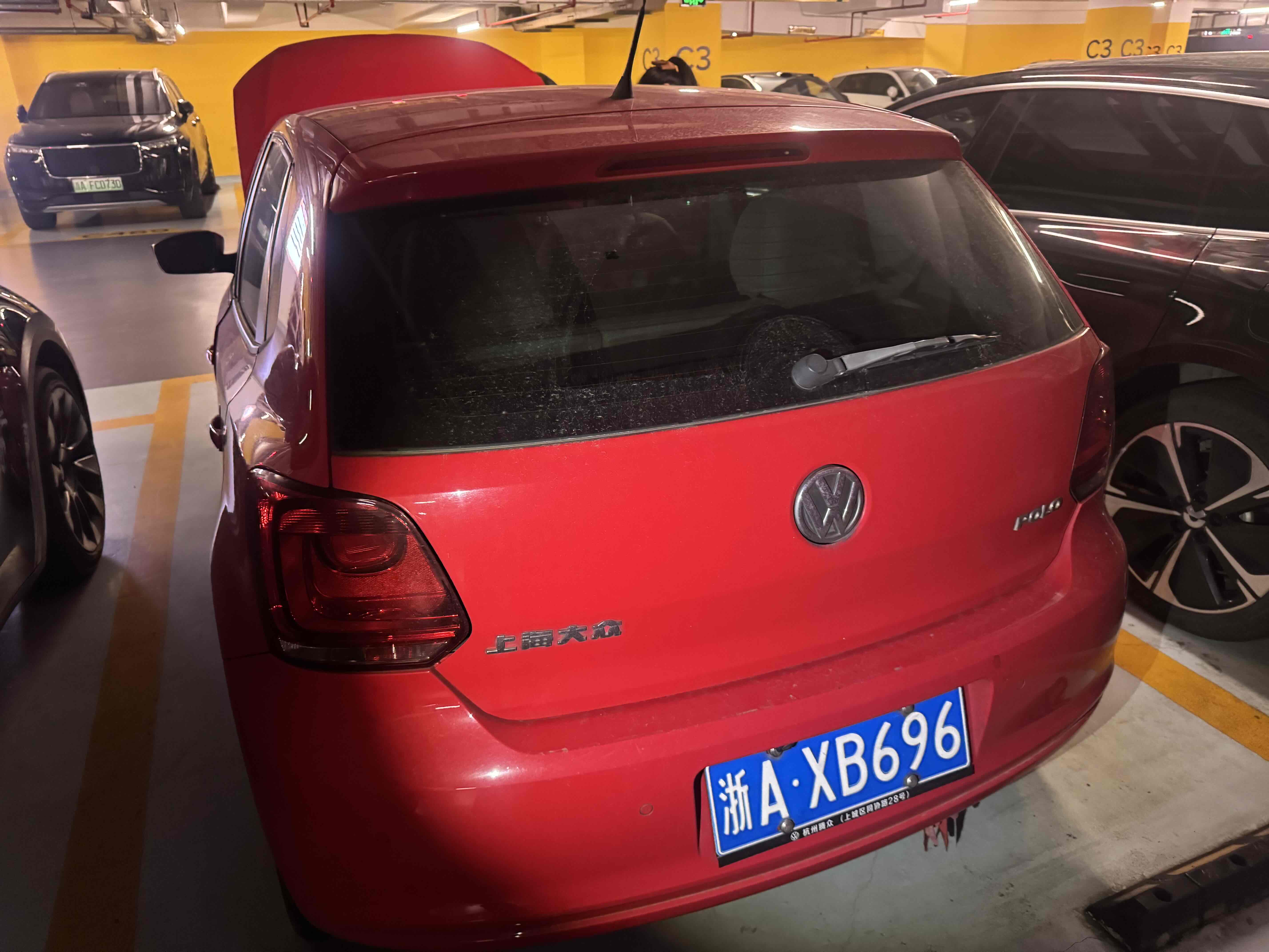 Volkswagen Polo 2014 car image #5