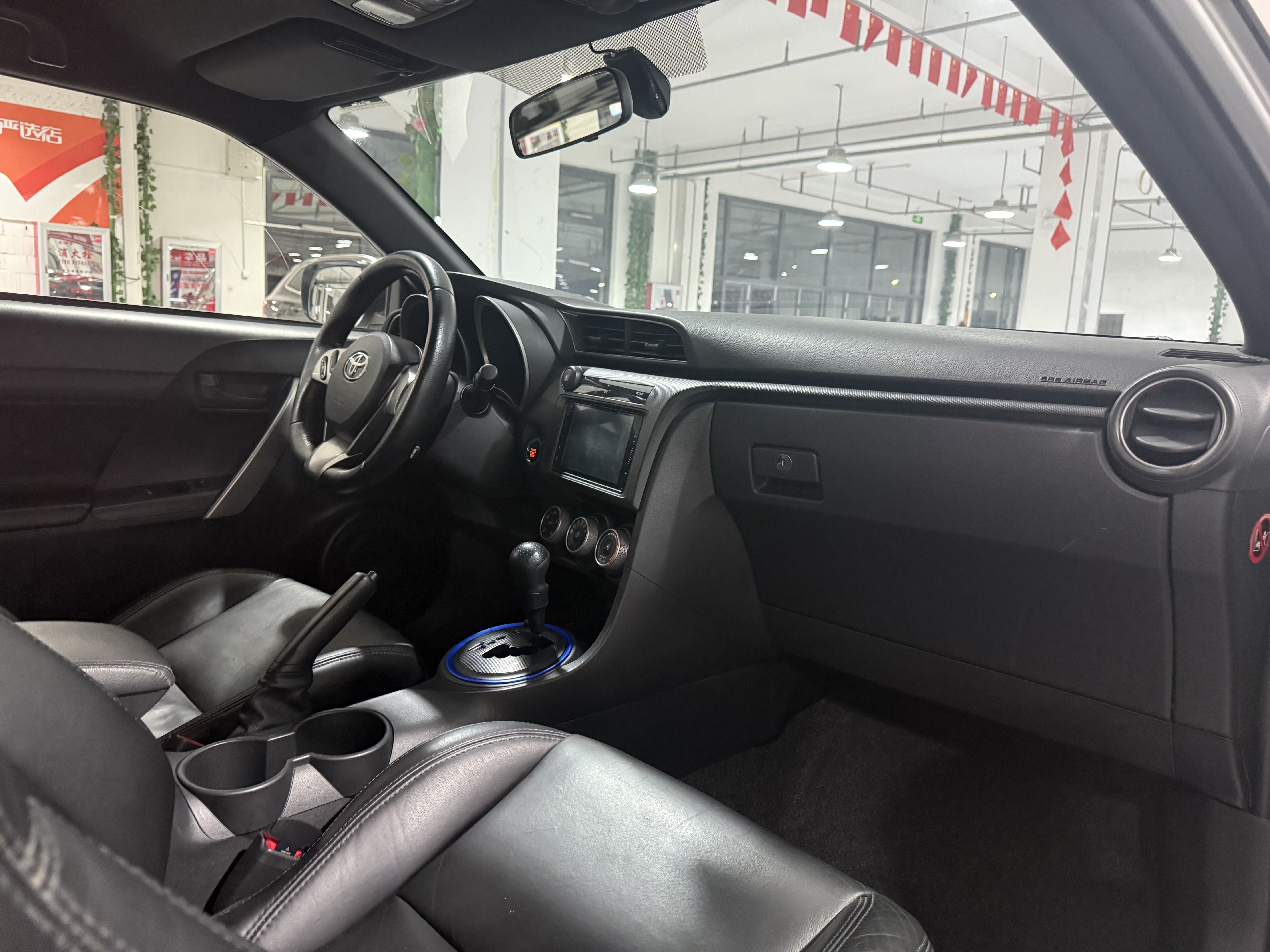 Toyota Zelas 2012 imagen de coche #5