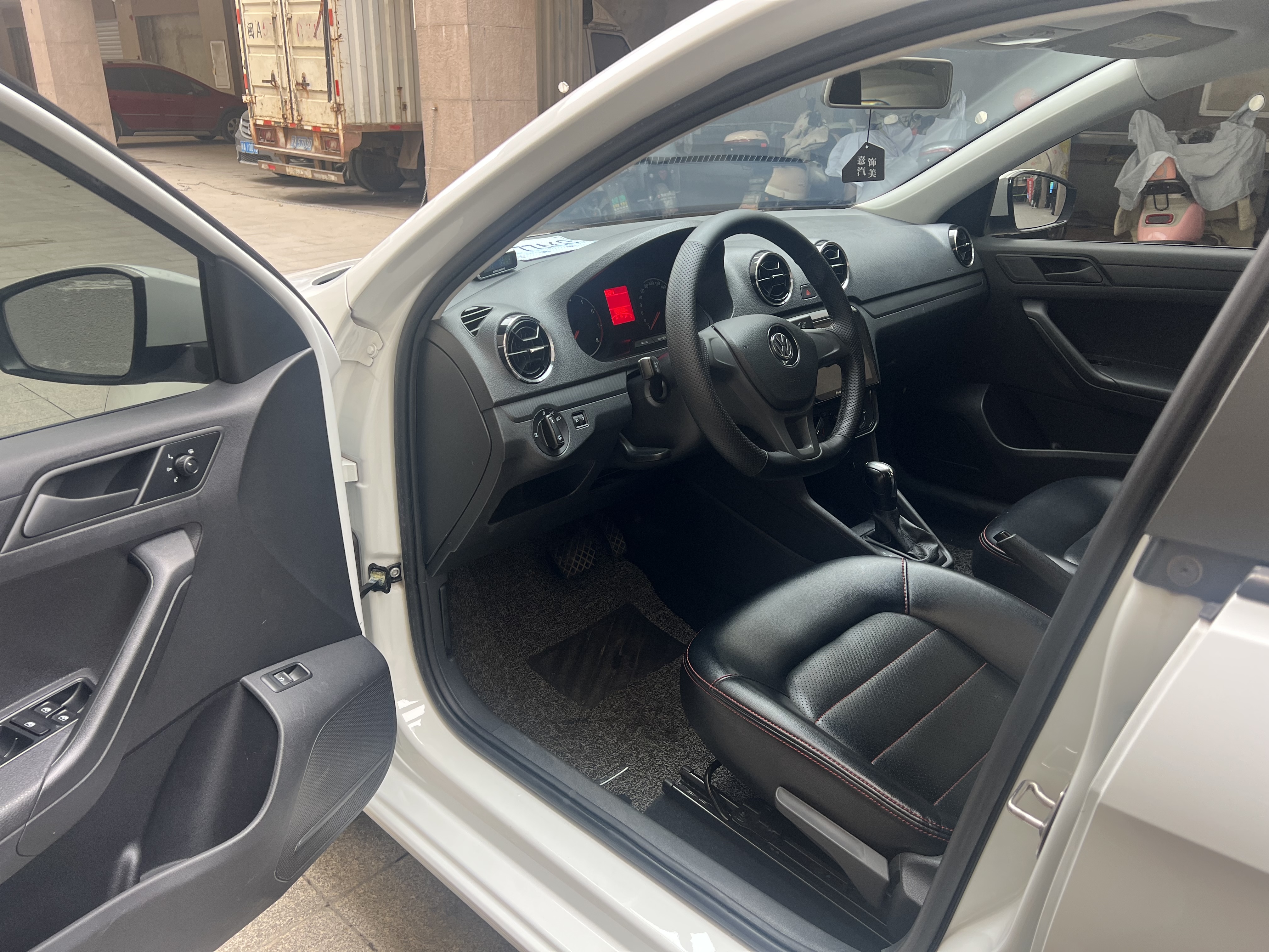 Jetta Jetta 2018 #5 Jetta Jetta 2018 car image #5