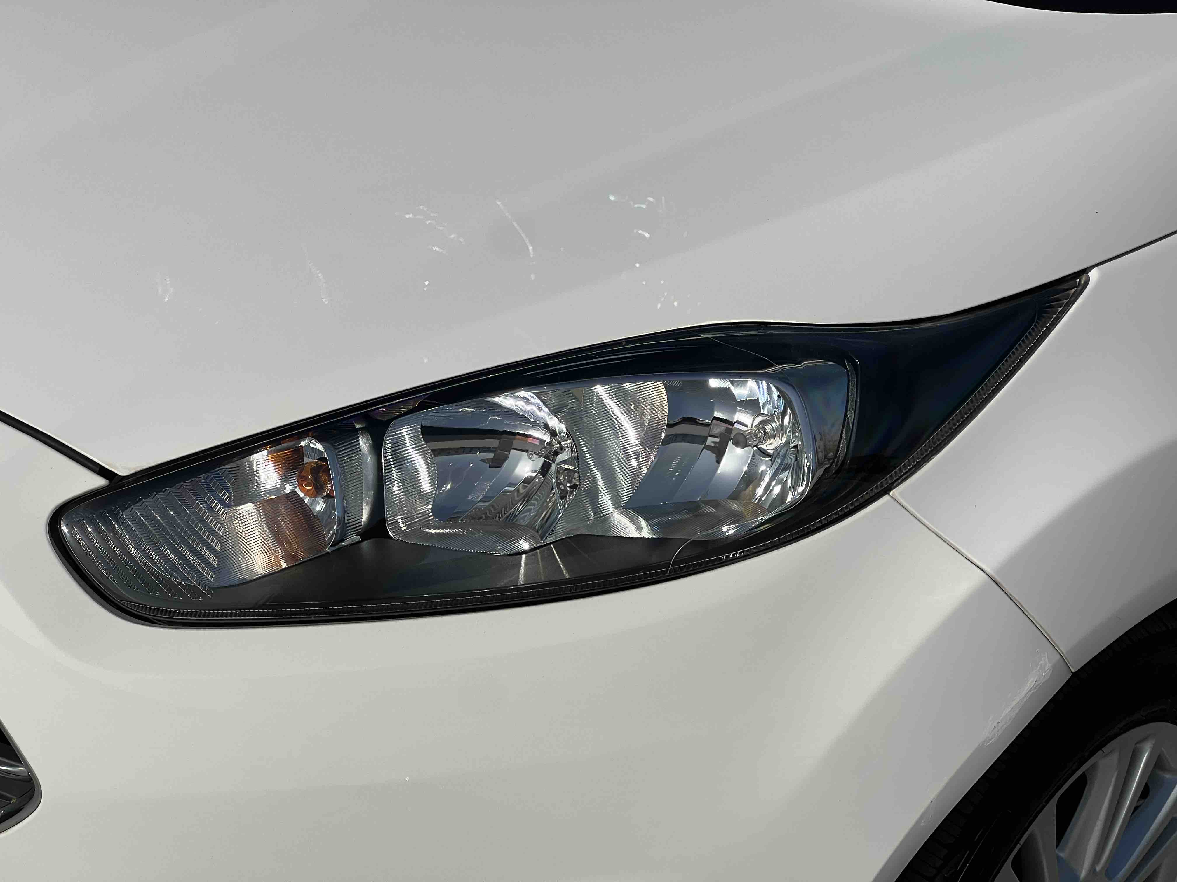 Ford Fiesta 2016 car image #5