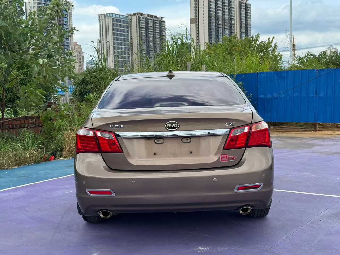 BYD G6 2013 car image #5