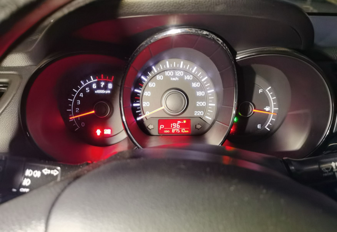 Kia K2 2013 imagen de coche #5