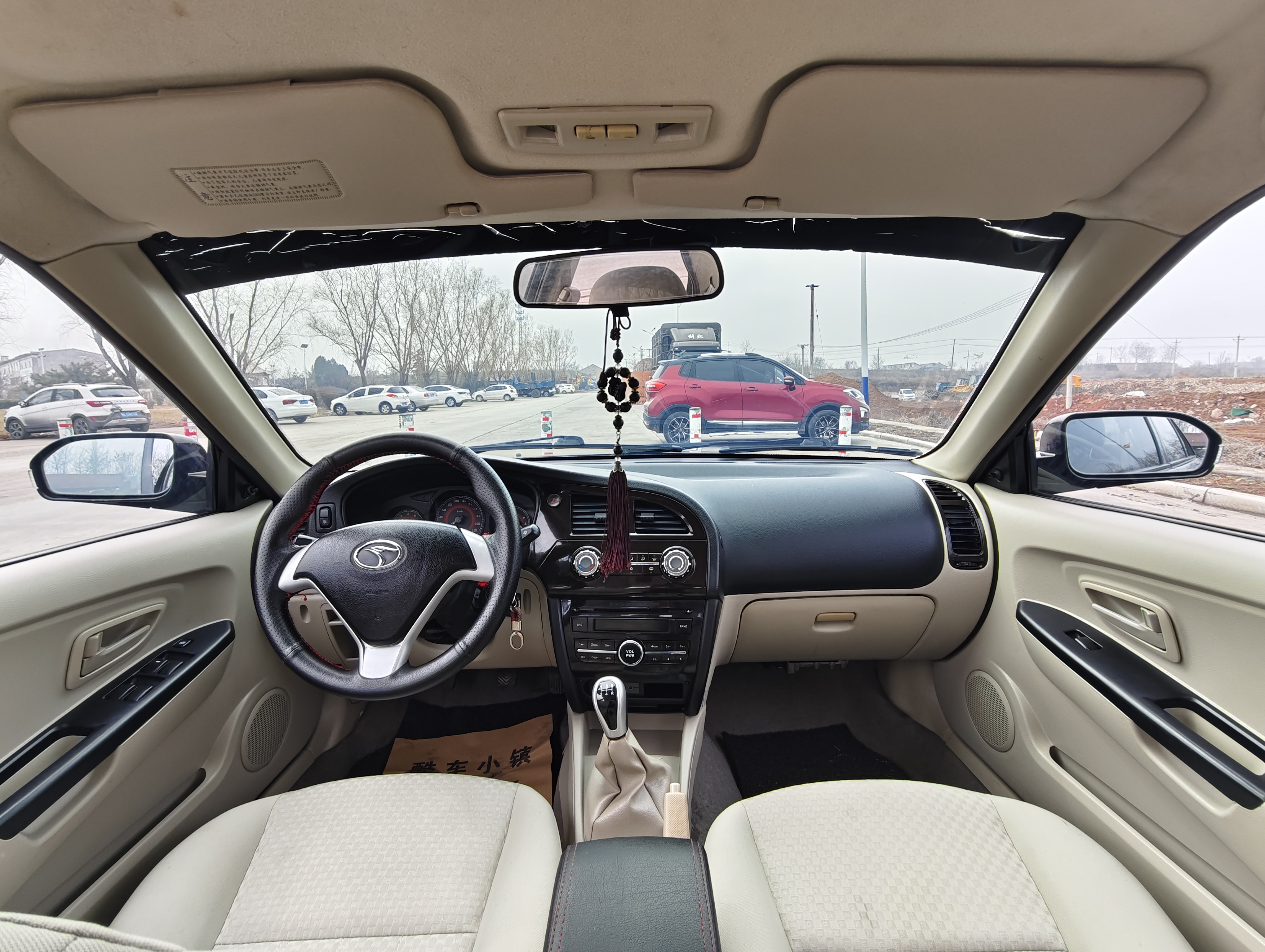 Soueast V3 Lingyue 2015 car image #5