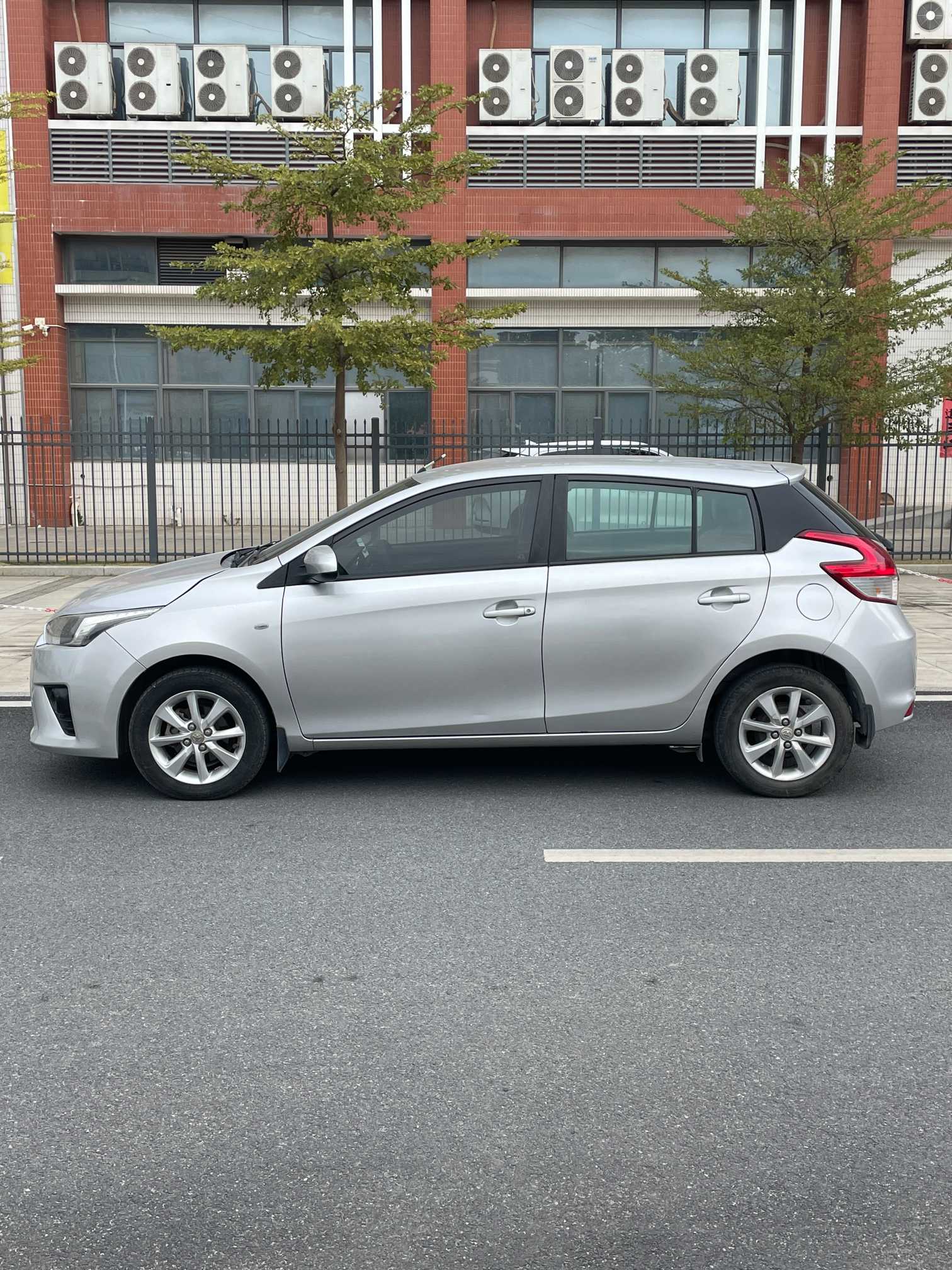 Yaris L Zhixuan 2014 #5 Yaris L Zhixuan 2014 car image #5