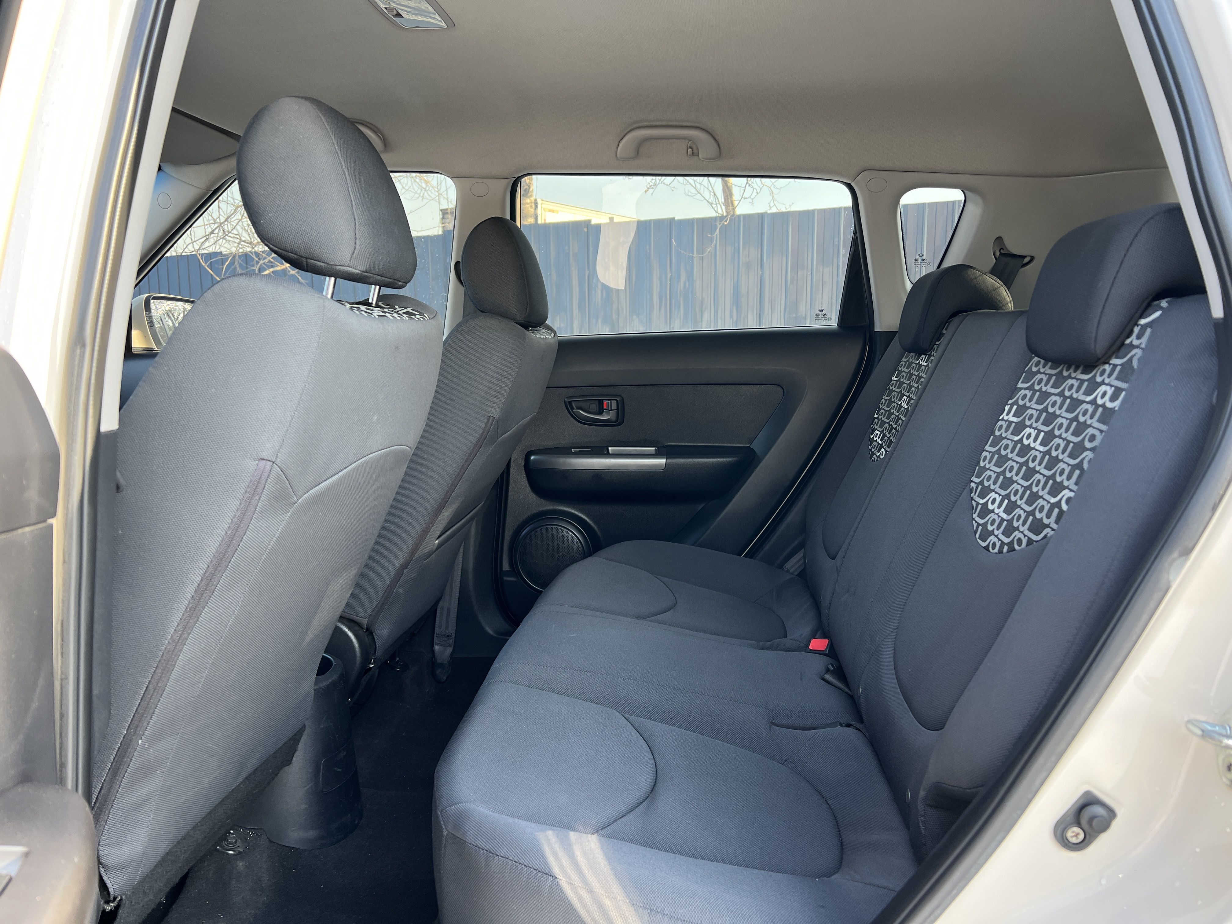 起亚 秀尔 2015 汽车图片 #5