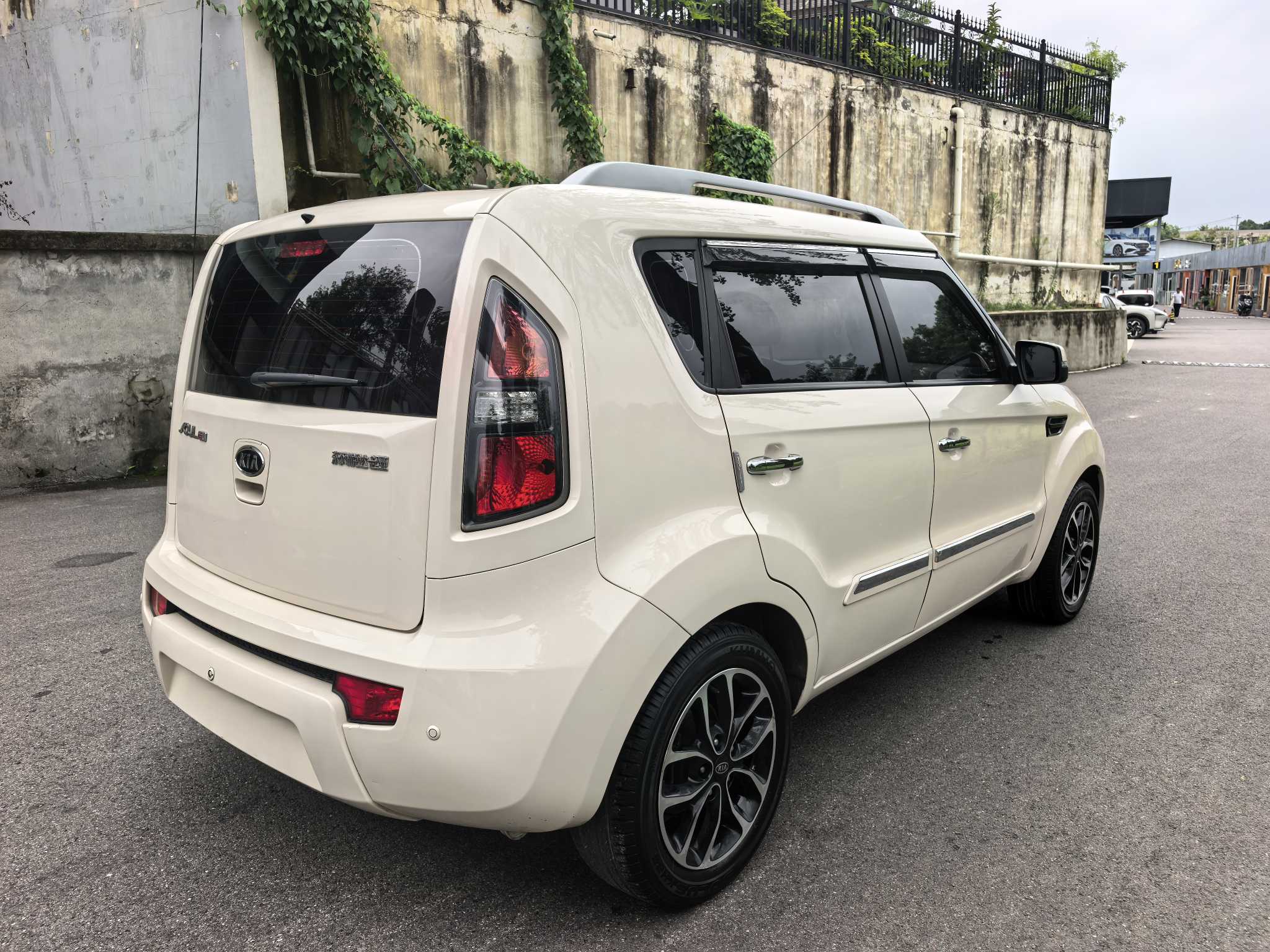 起亚 秀尔 2014 汽车图片 #5