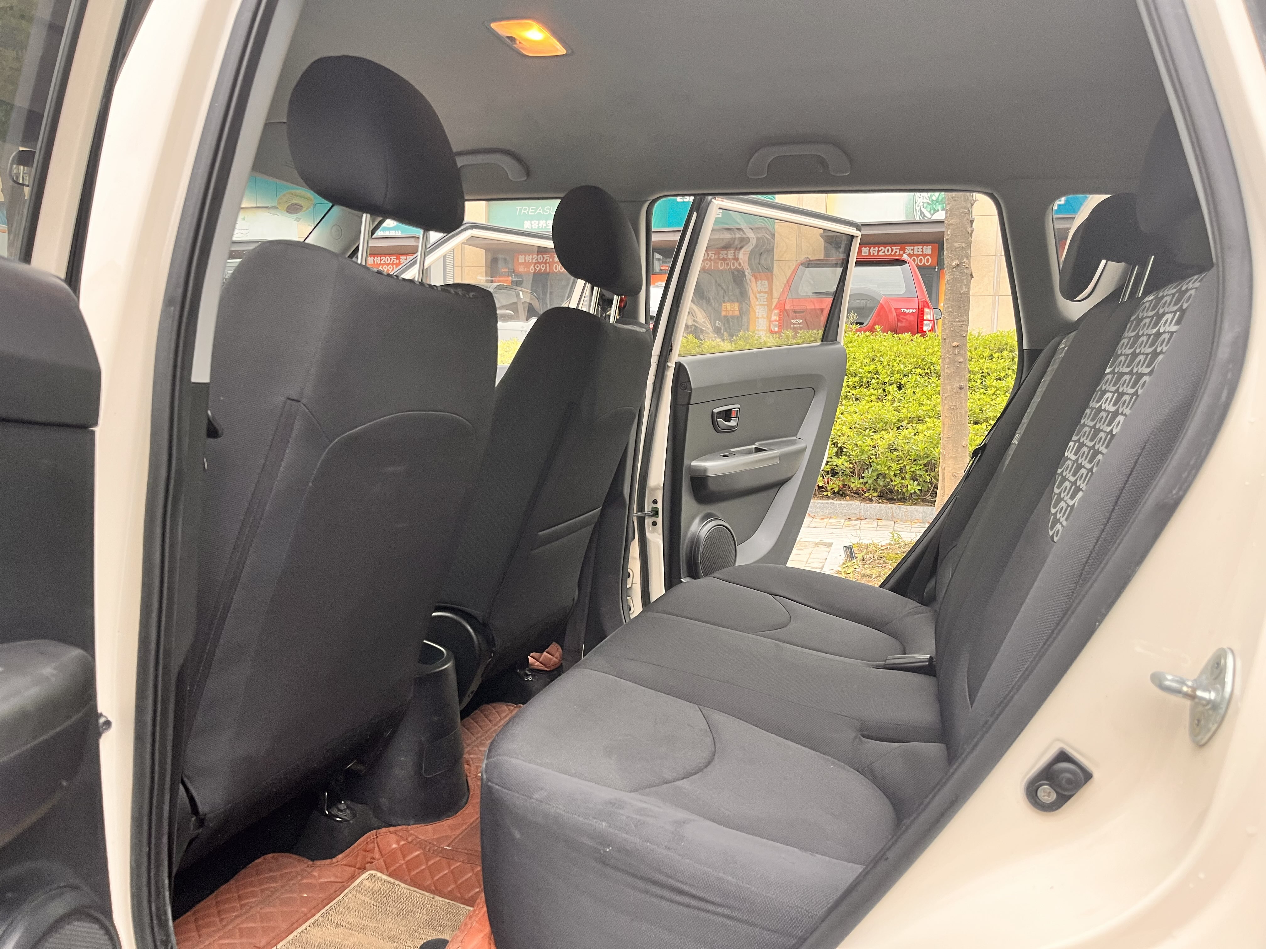 起亚 秀尔 2013 汽车图片 #5